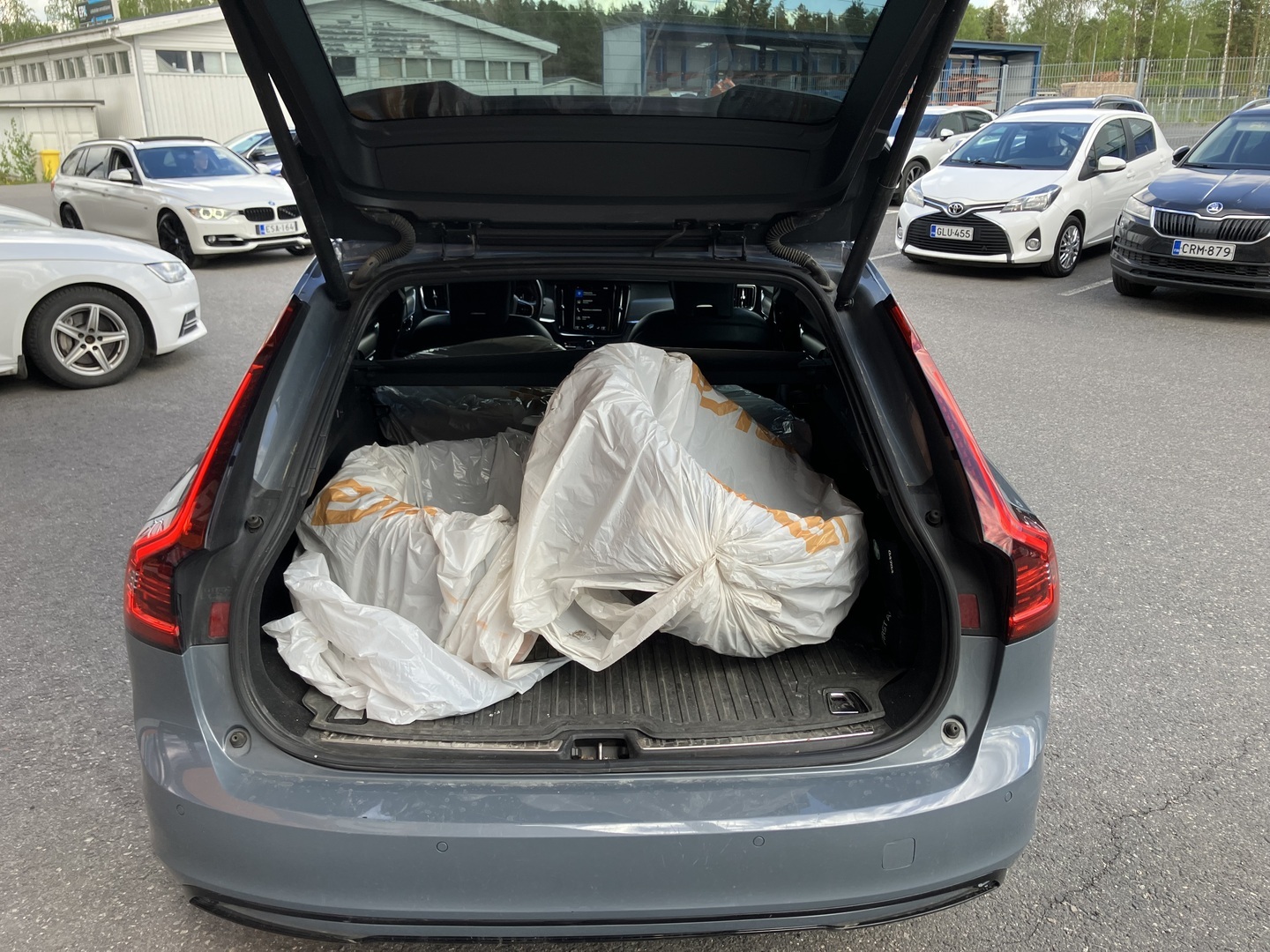 VOLVO V90 2020