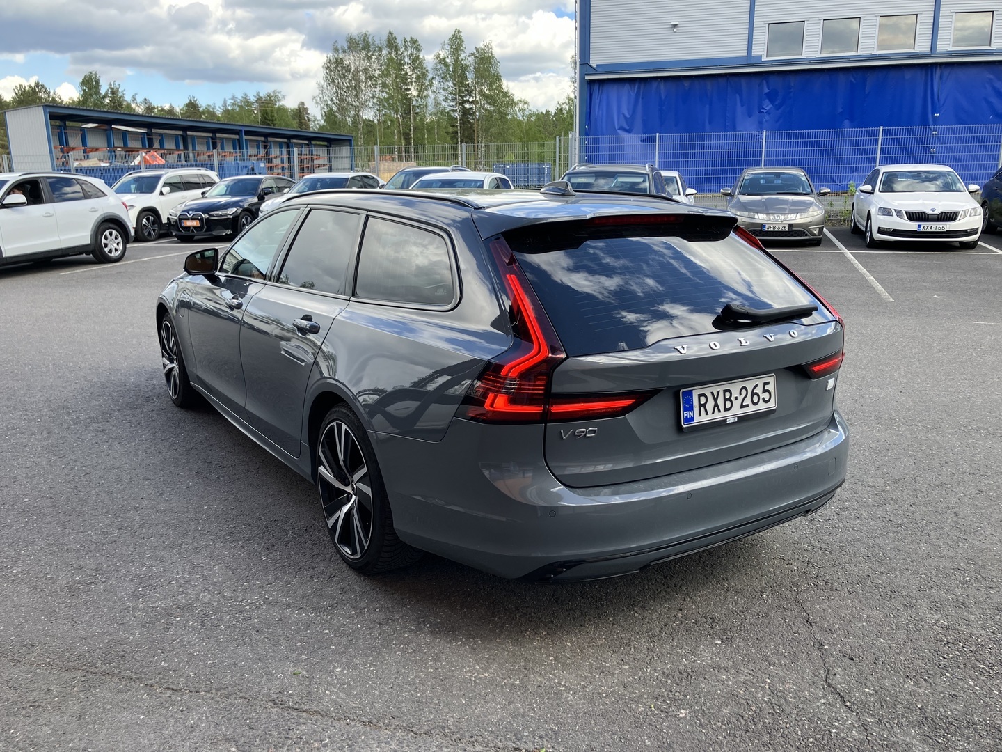 VOLVO V90 2020