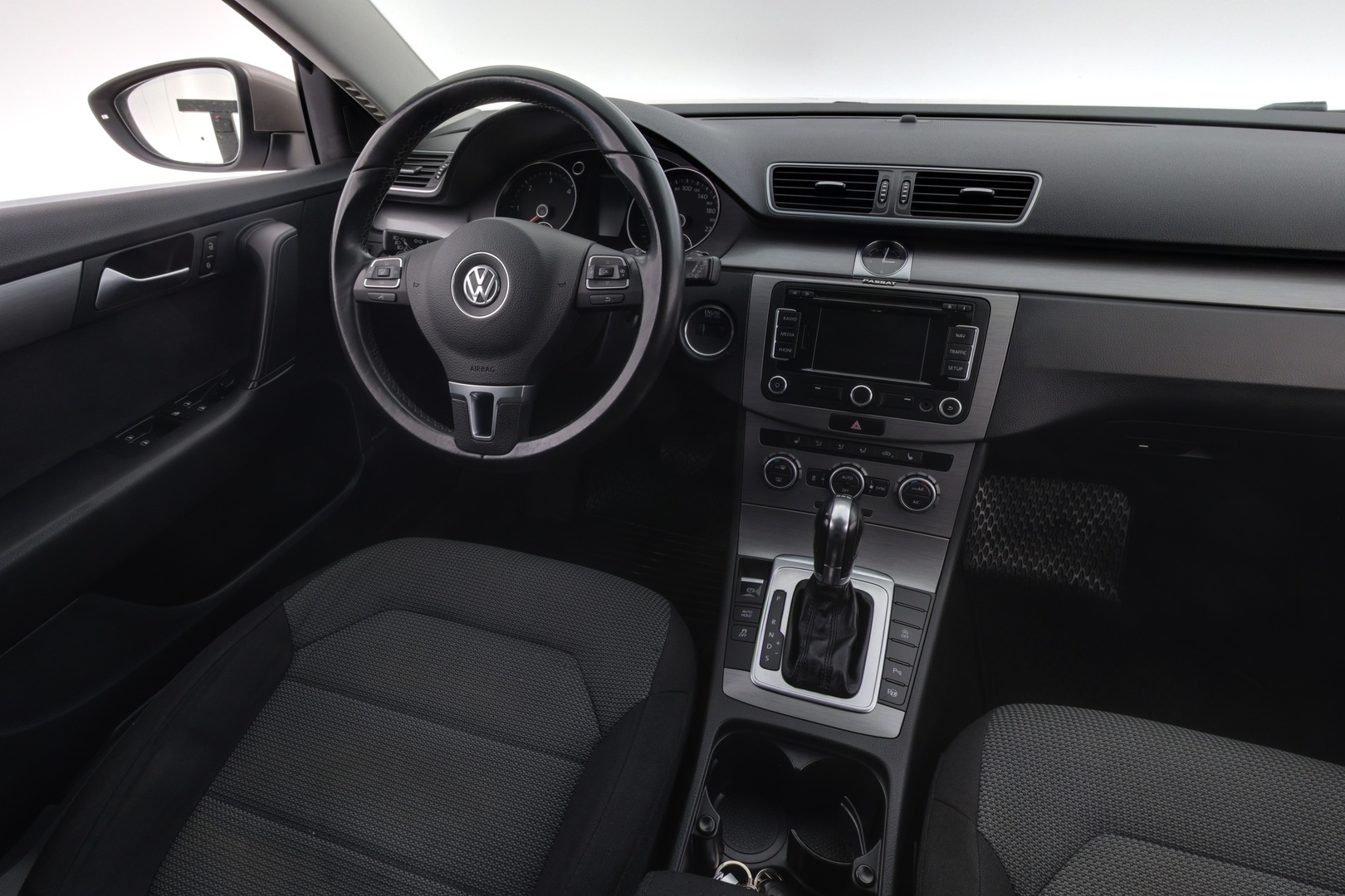 VOLKSWAGEN Passat 2013