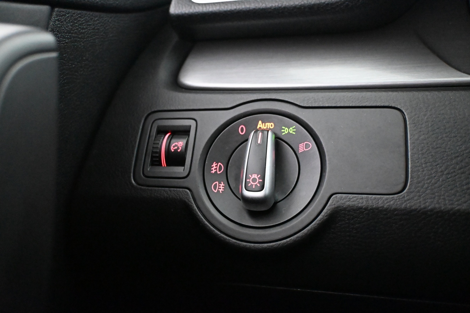 VOLKSWAGEN Passat 2013