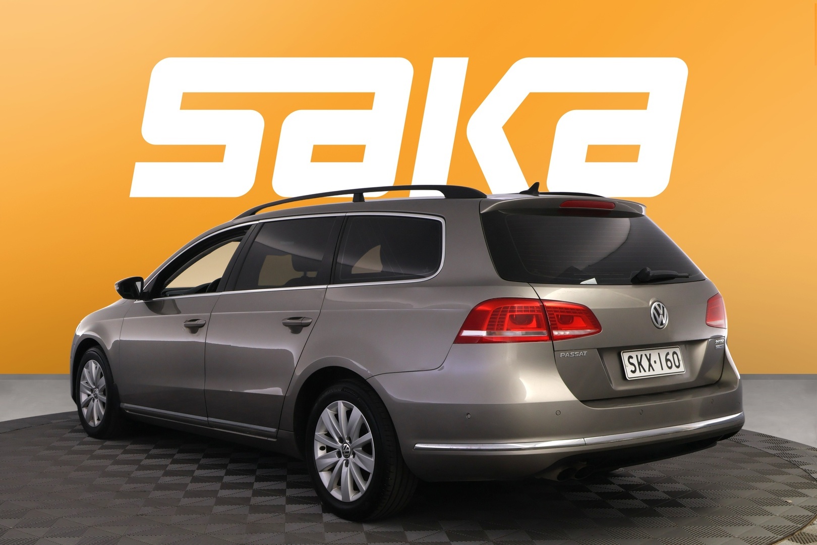 VOLKSWAGEN Passat 2013