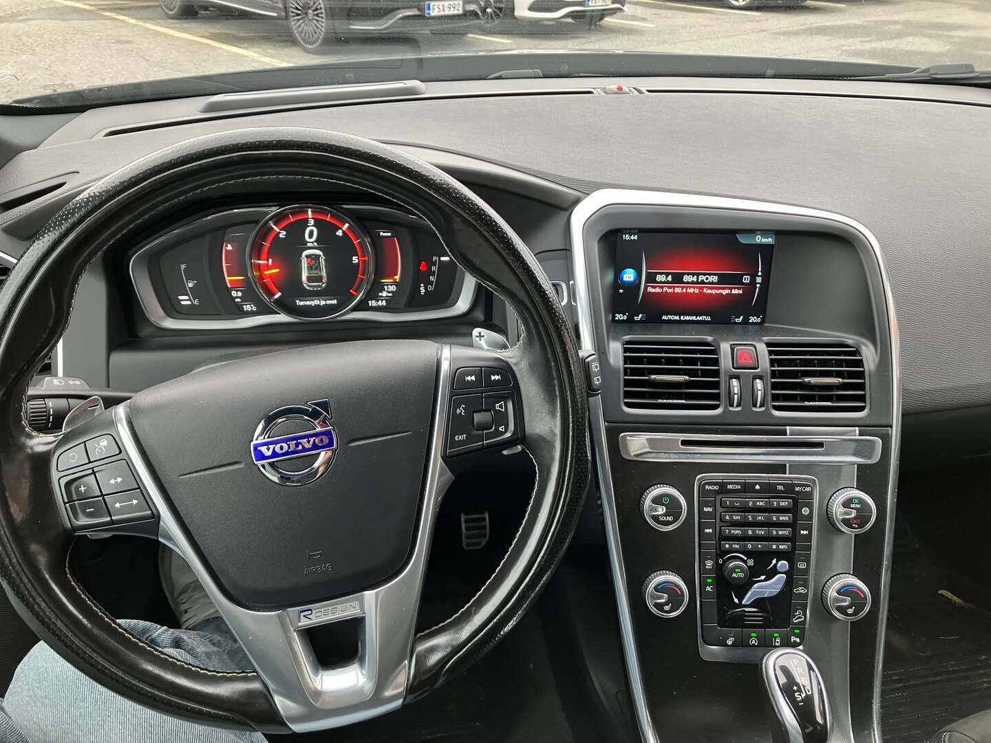 VOLVO XC60 2016