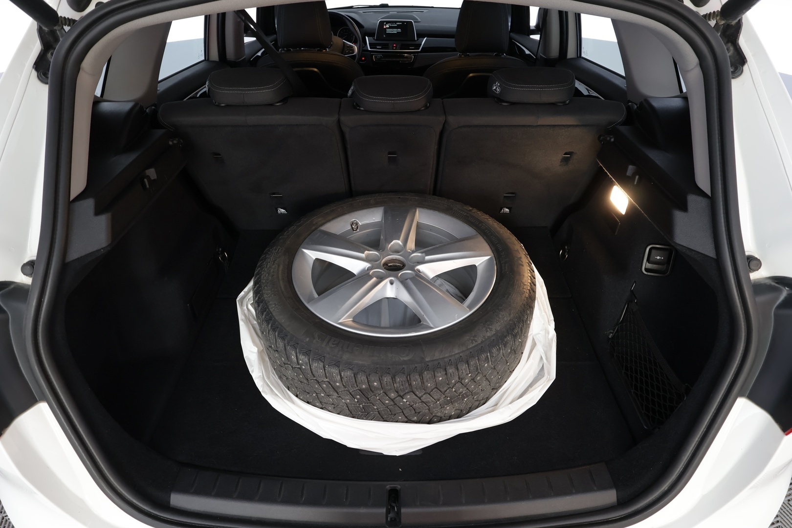BMW 225 2016