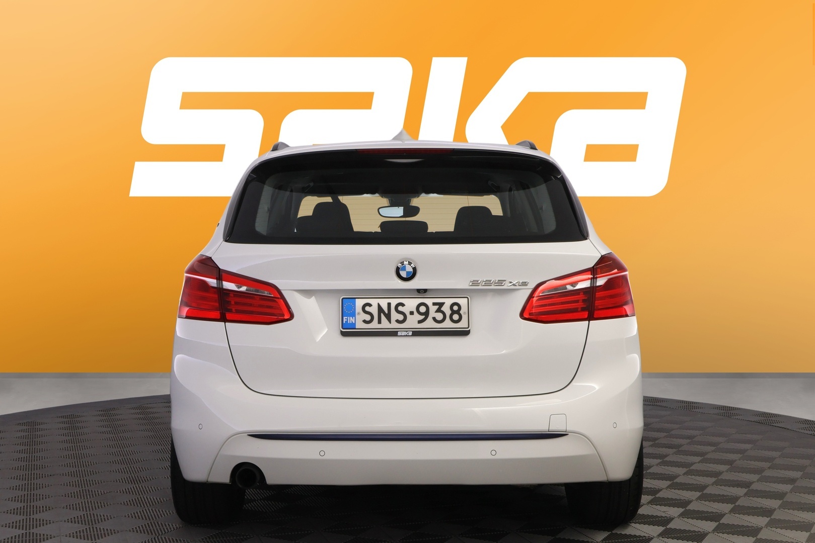 BMW 225 2016