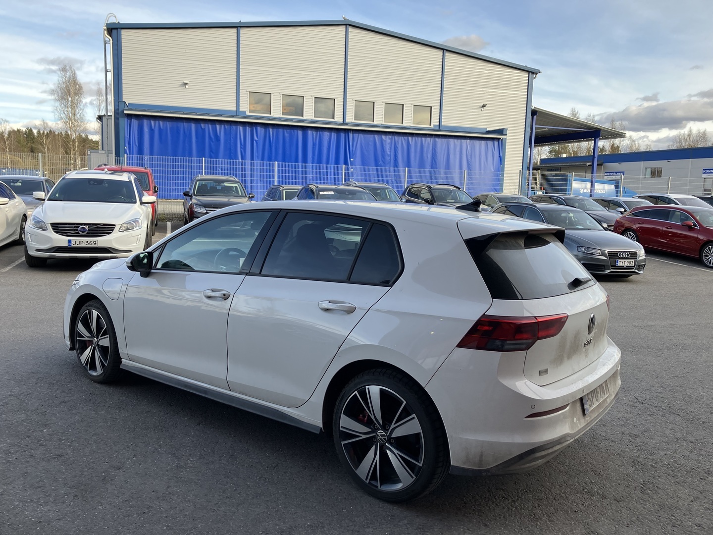 VOLKSWAGEN Golf 2021