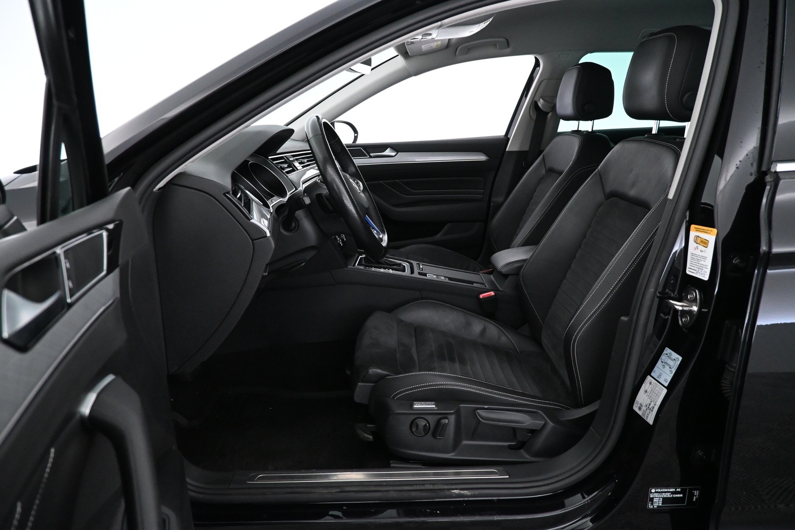 VOLKSWAGEN Passat 2020