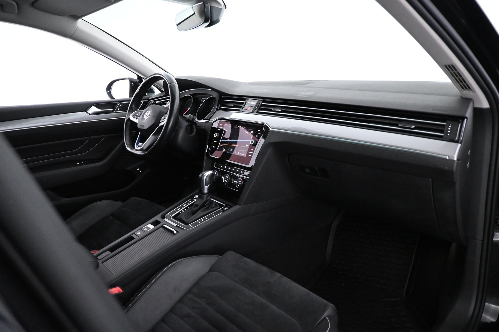 VOLKSWAGEN Passat 2020