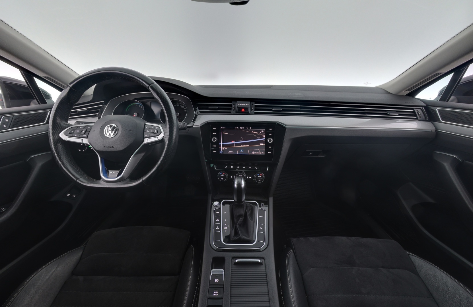 VOLKSWAGEN Passat 2020