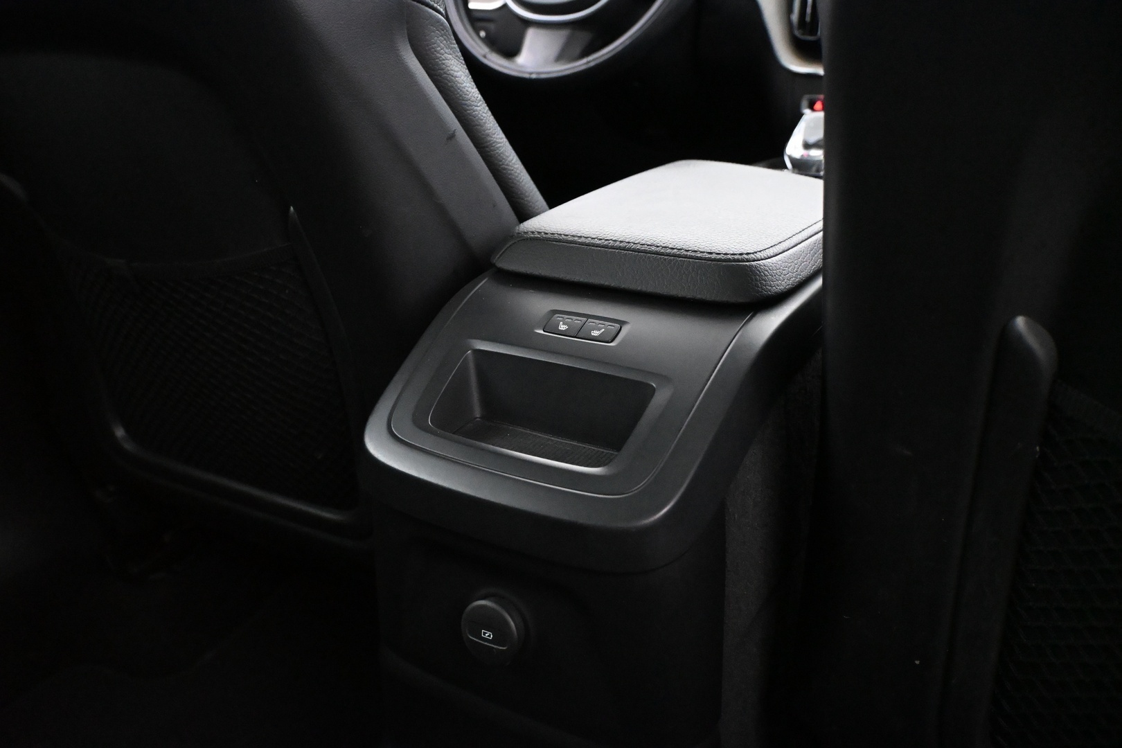 VOLVO XC60 2022