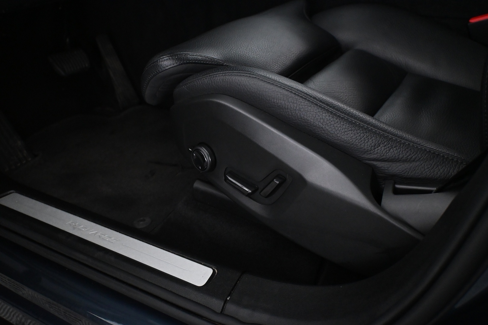 VOLVO XC60 2022