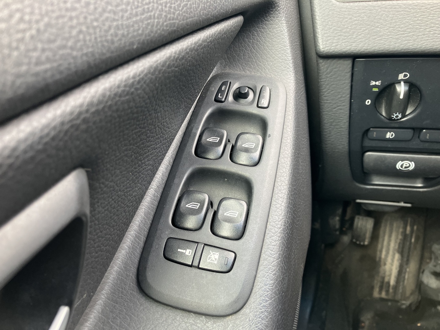 VOLVO XC90 2006