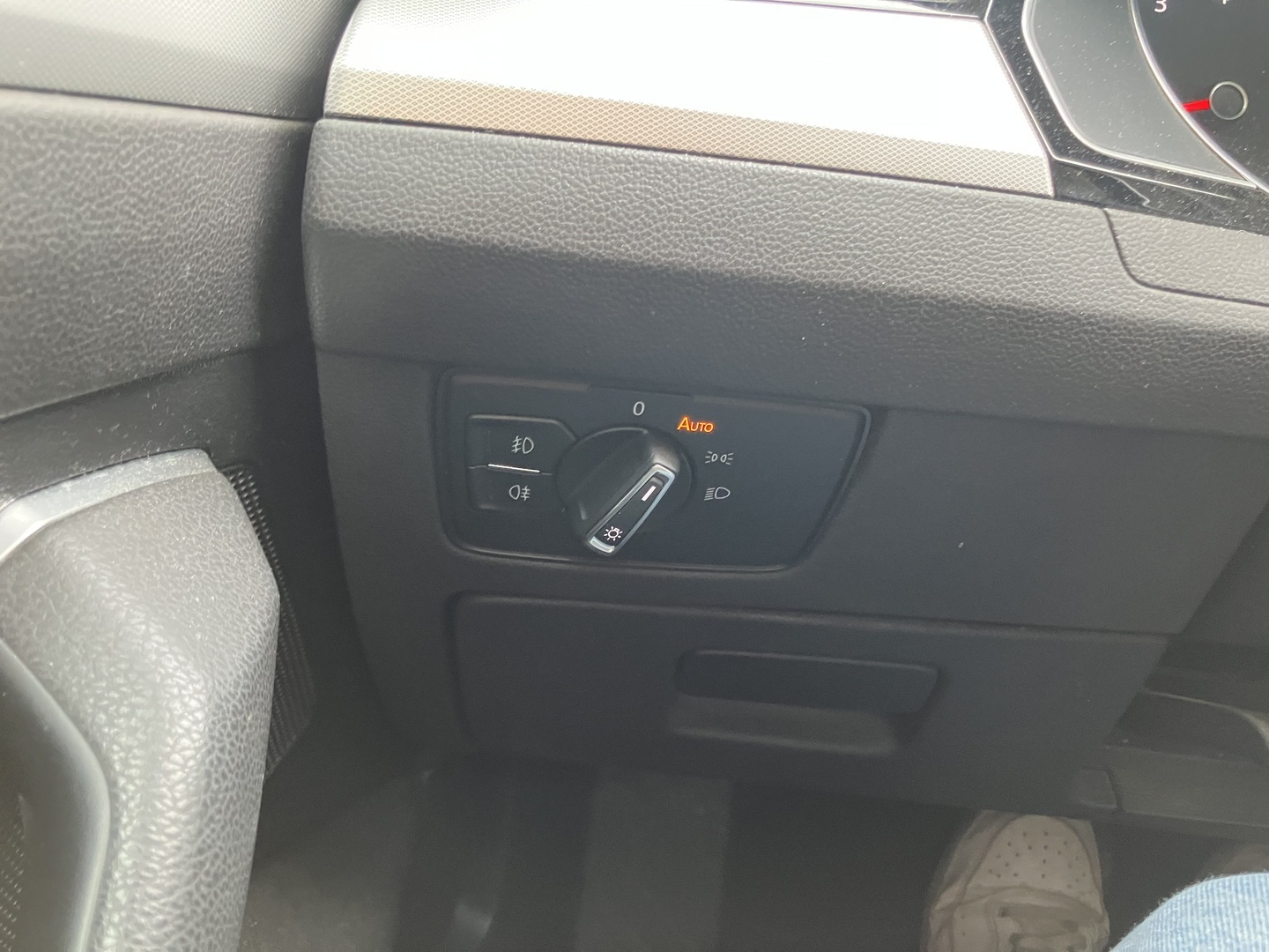 VOLKSWAGEN Passat 2017