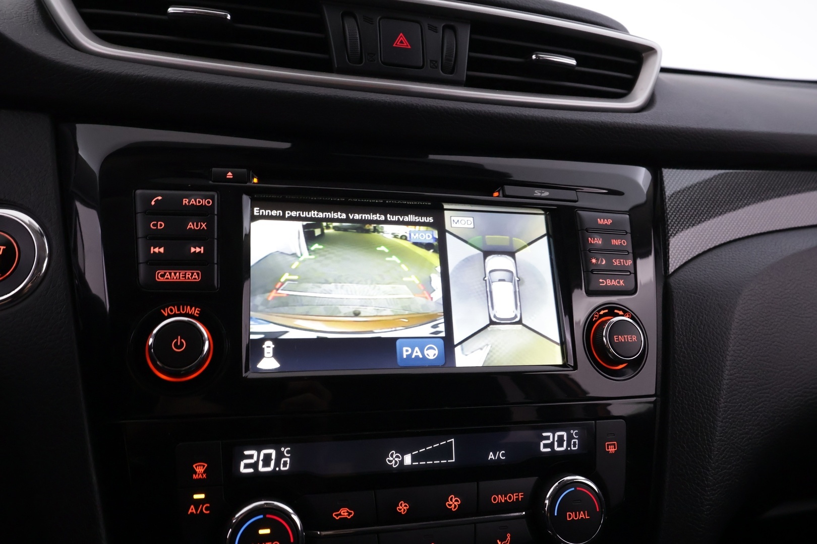 NISSAN X-Trail 2015