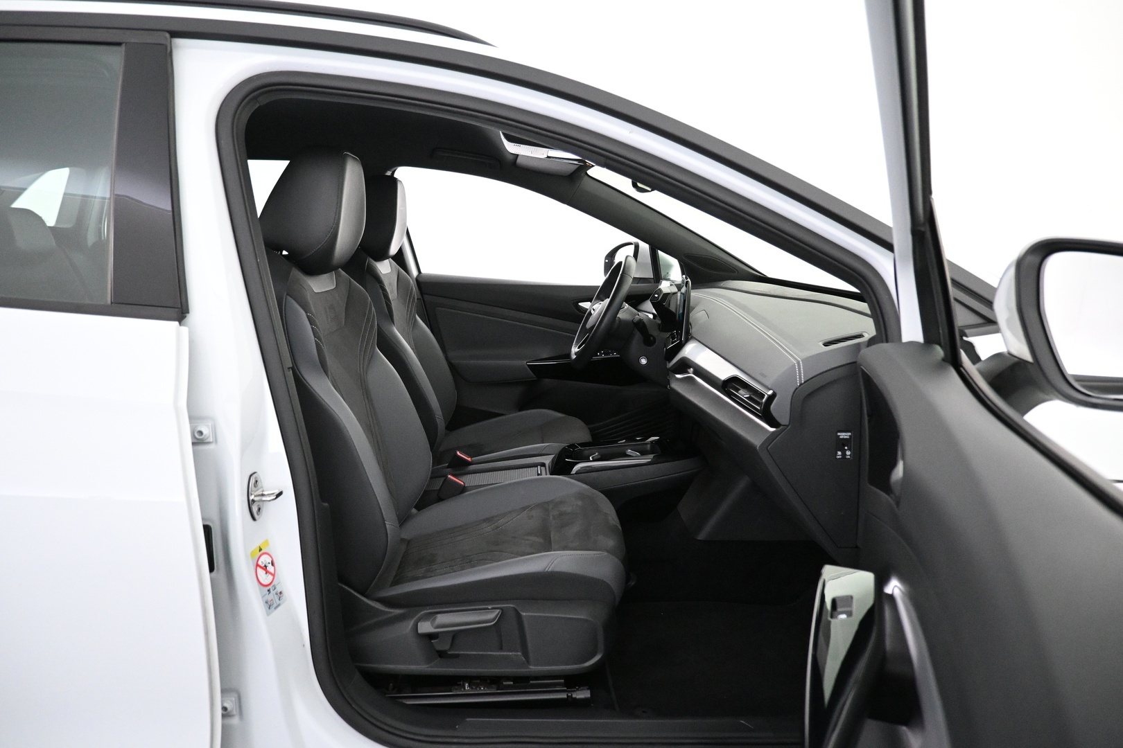 VOLKSWAGEN ID.4 2023