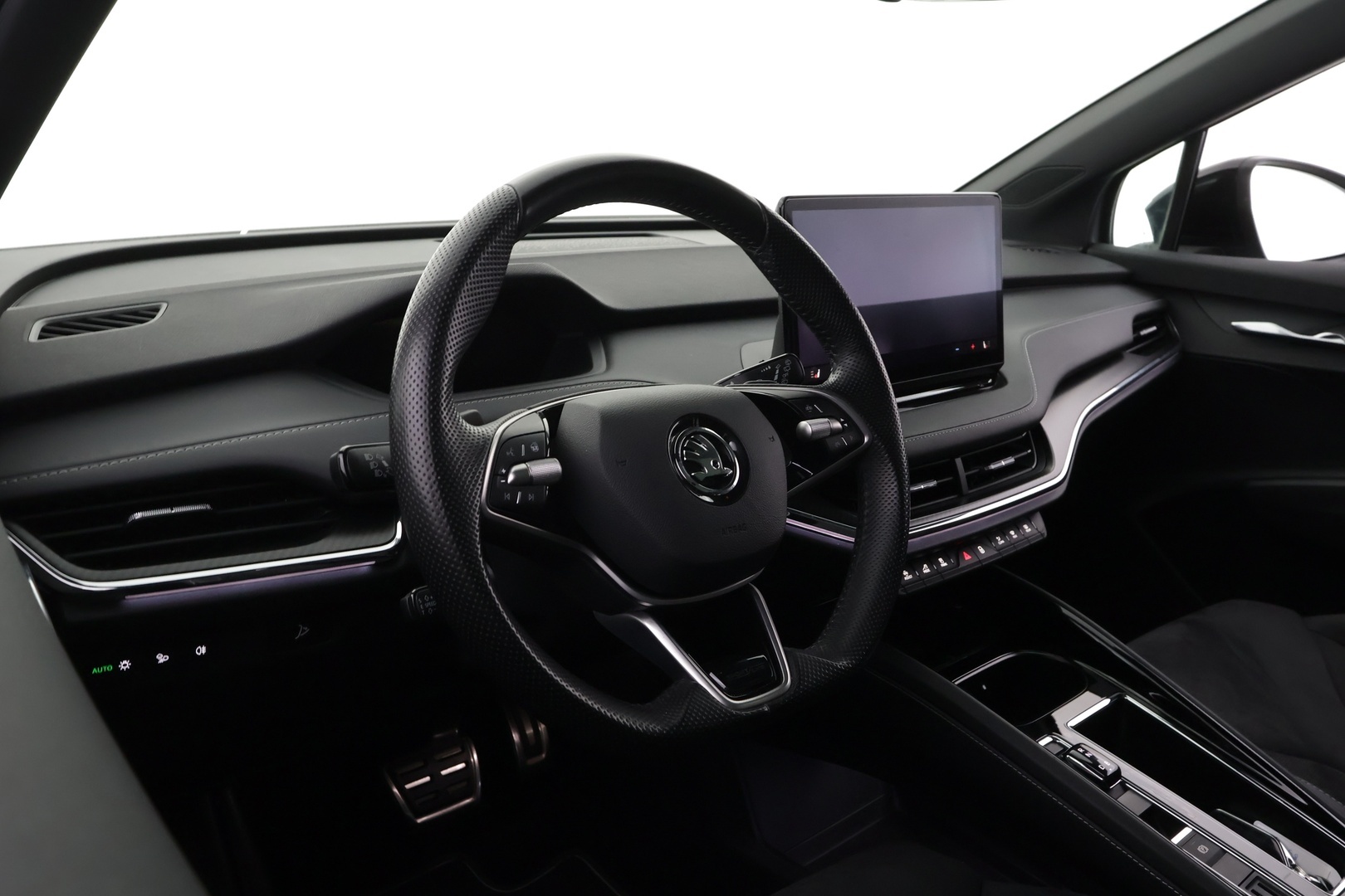 SKODA Enyaq 2024