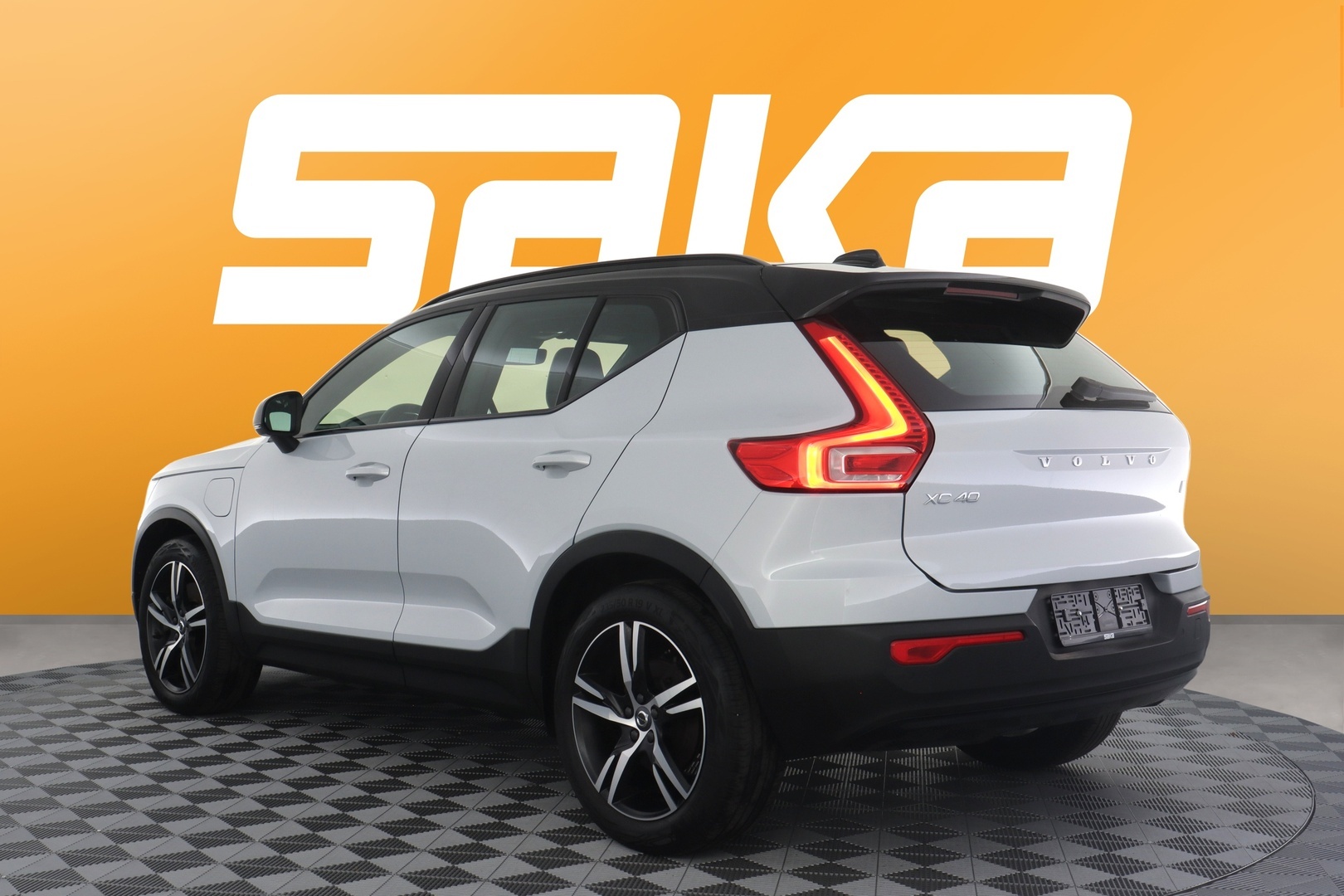 VOLVO XC40 2021