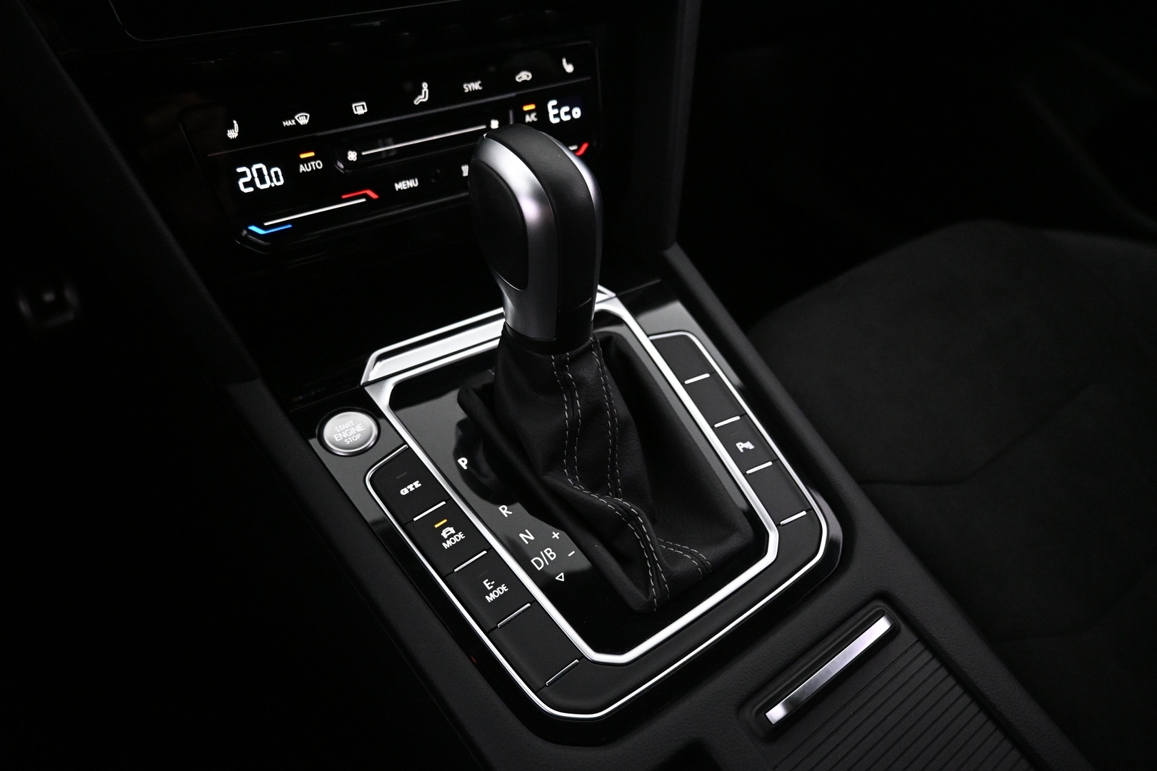 VOLKSWAGEN Arteon 2023