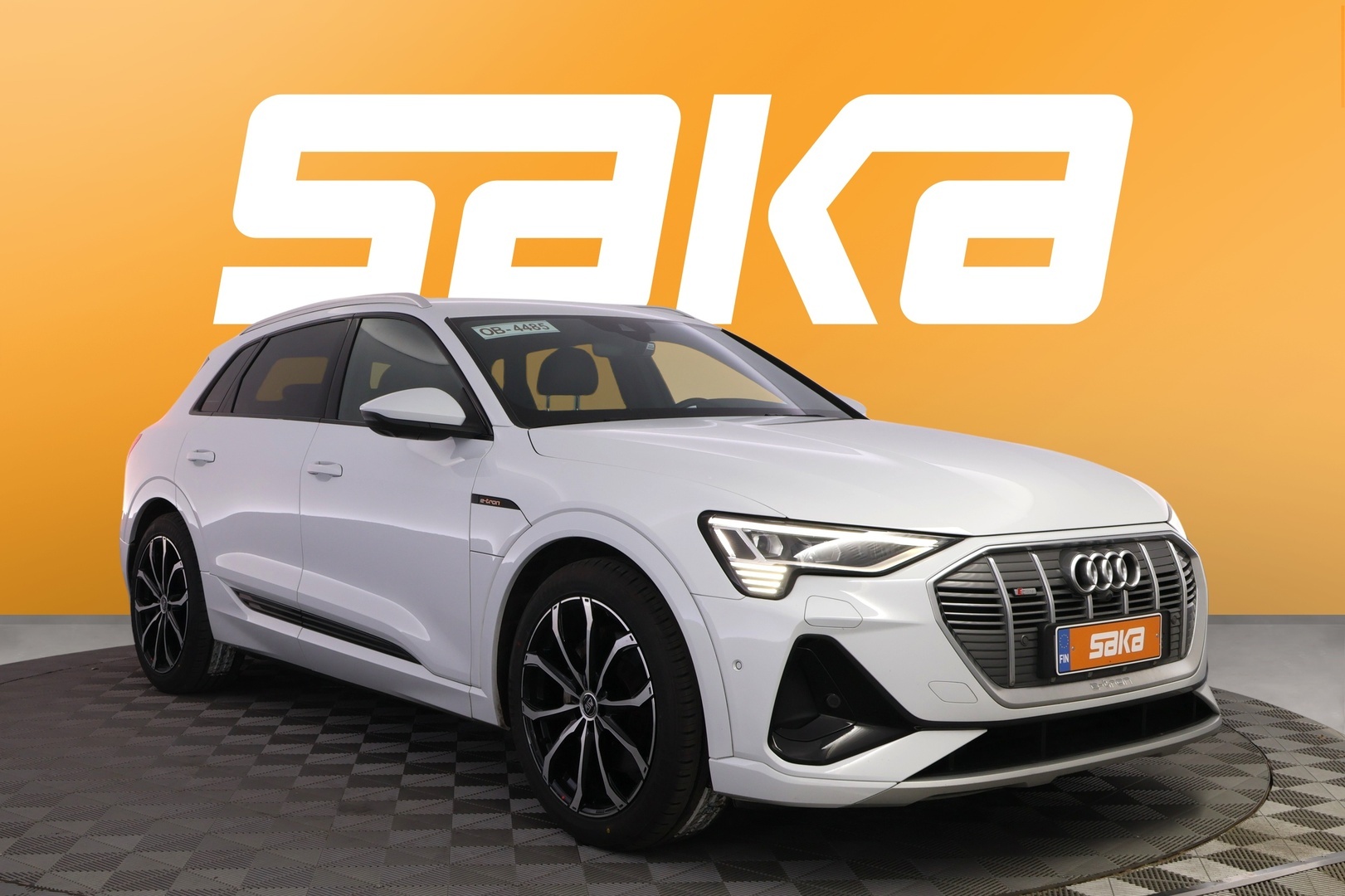 AUDI e-tron 2023