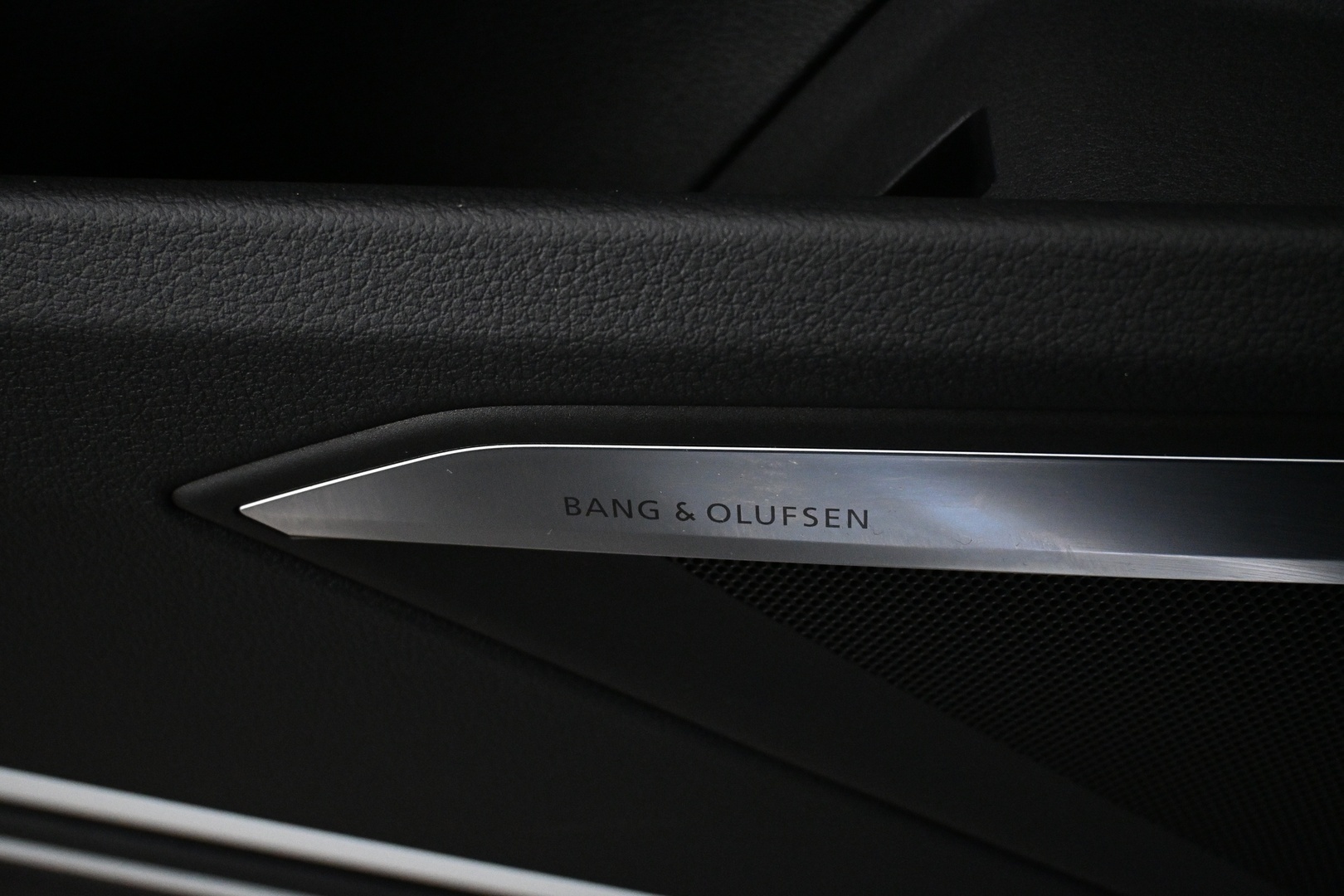 AUDI e-tron 2023