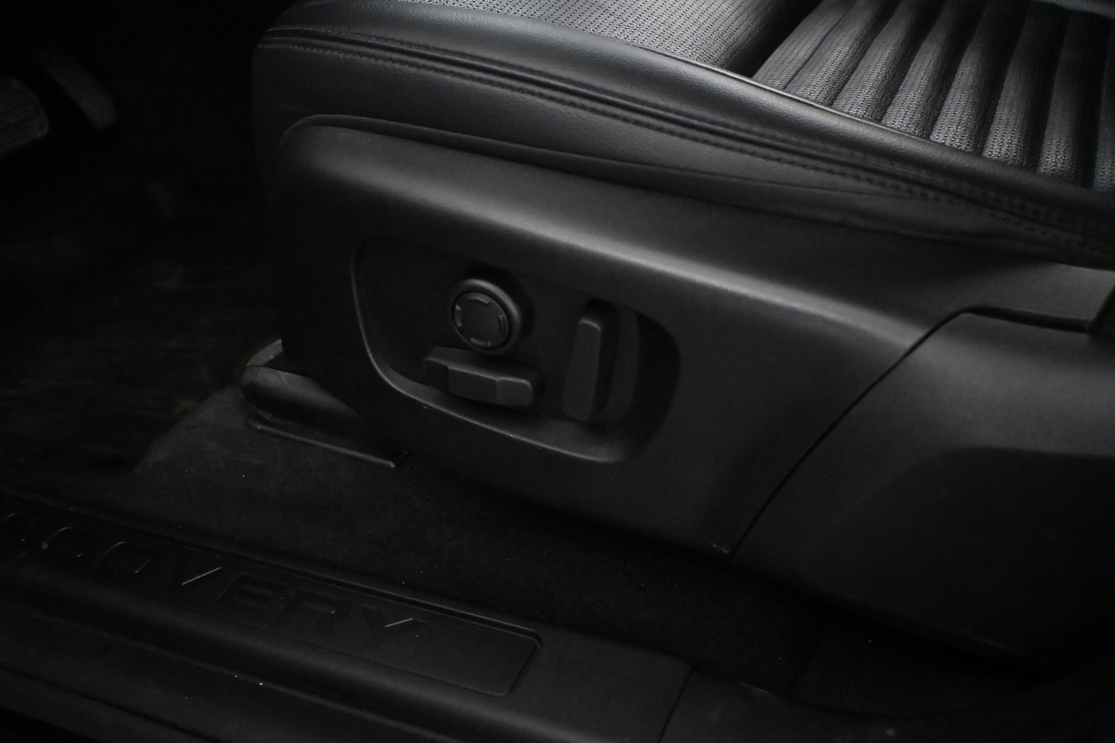 LAND ROVER Discovery Sport 2023