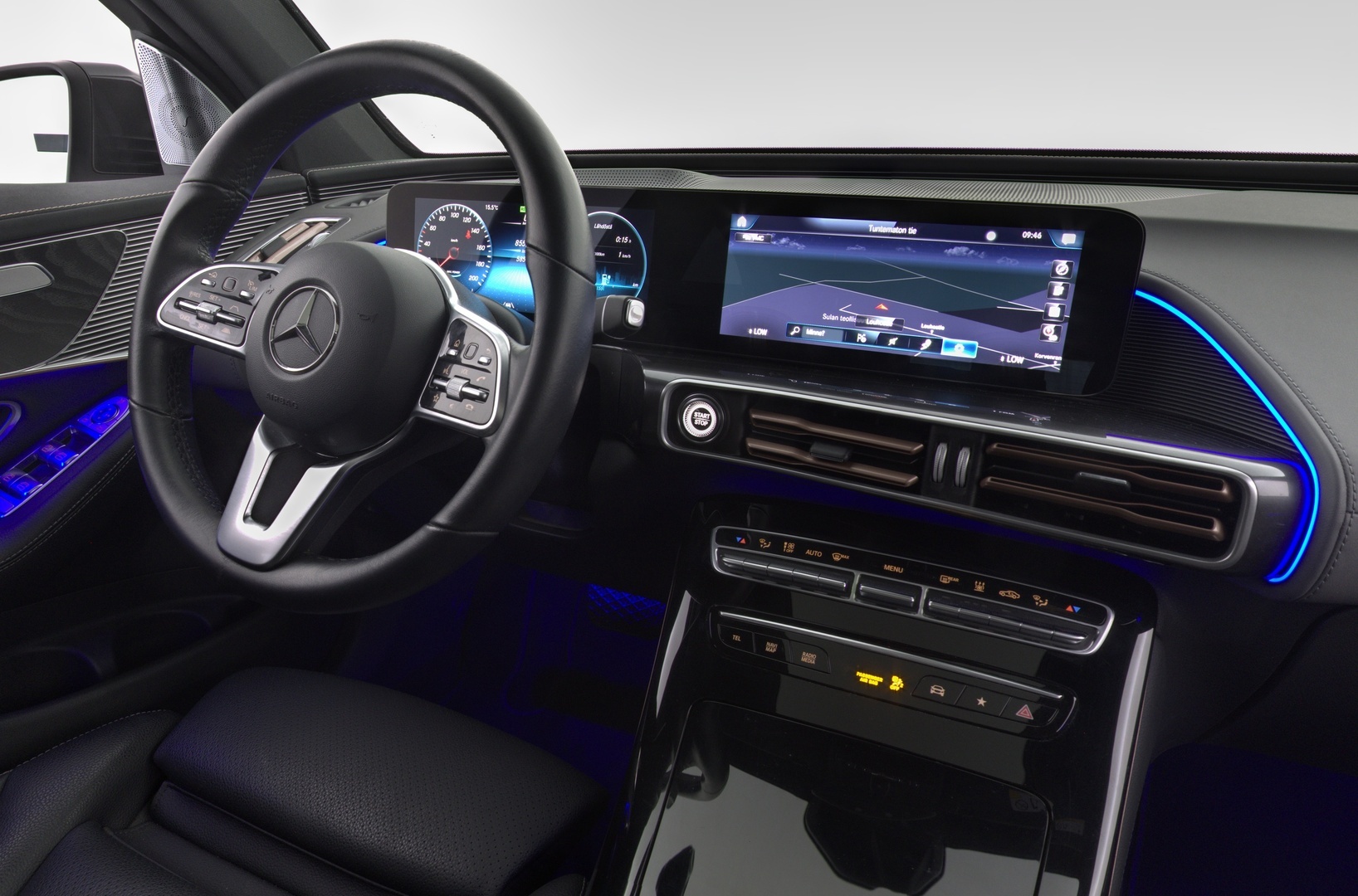 MERCEDES-BENZ EQC 2021