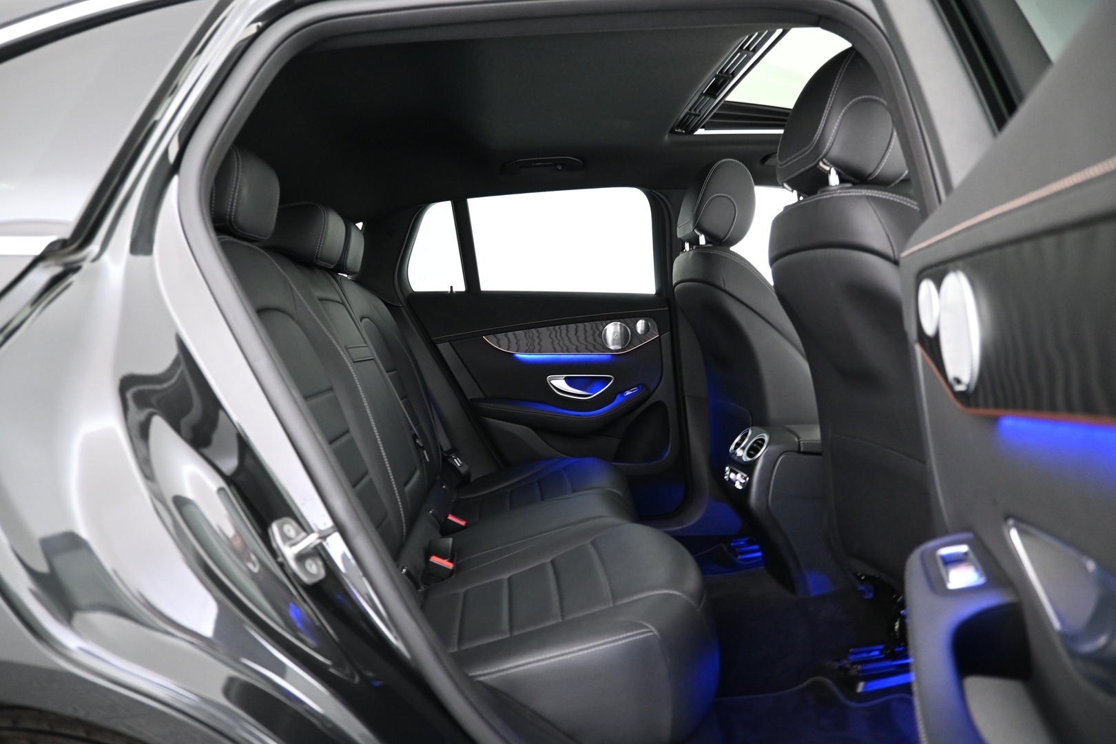 MERCEDES-BENZ EQC 2021