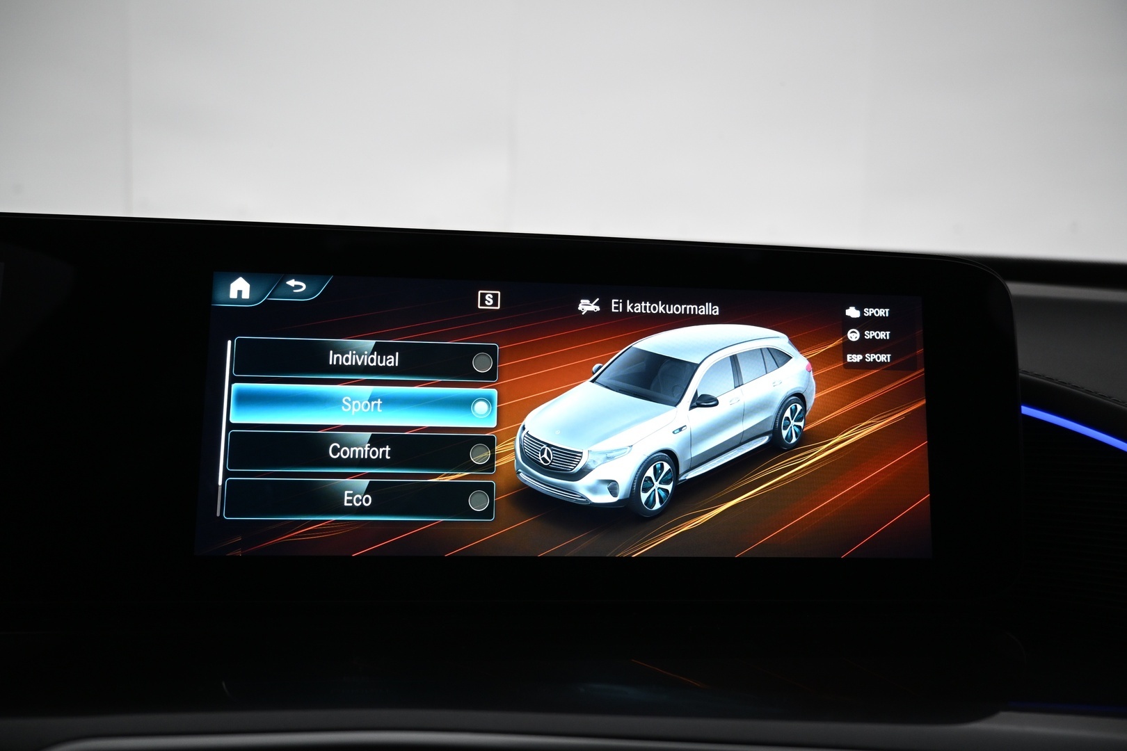 MERCEDES-BENZ EQC 2021