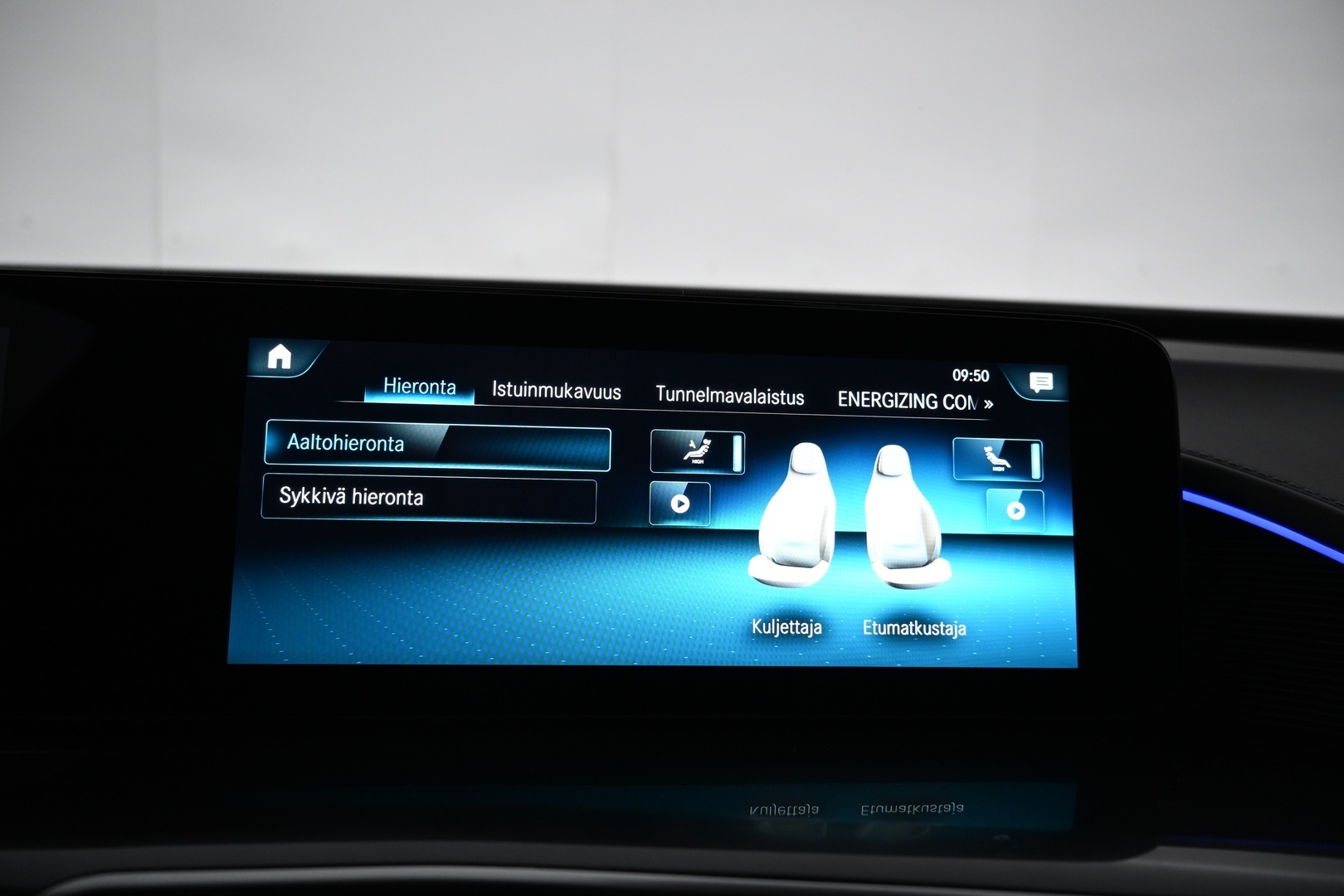 MERCEDES-BENZ EQC 2021