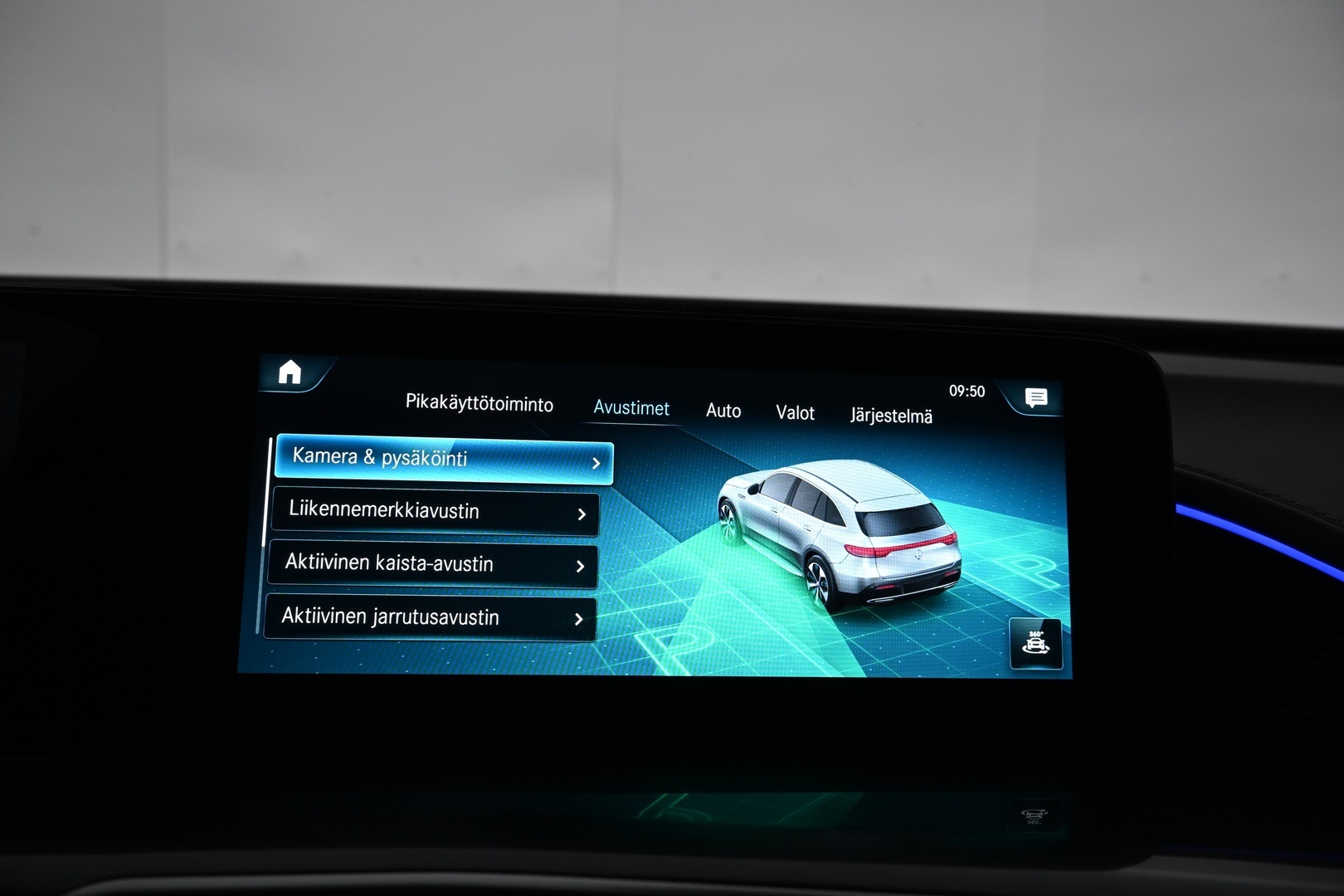 MERCEDES-BENZ EQC 2021