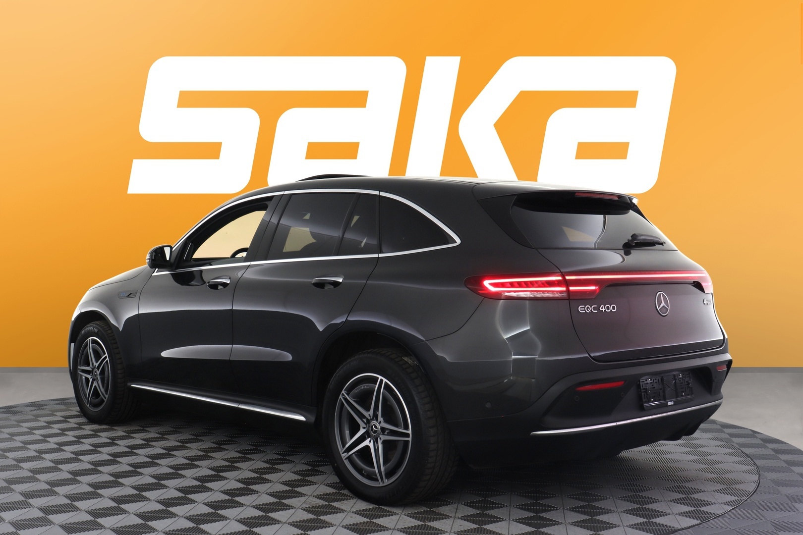 MERCEDES-BENZ EQC 2021