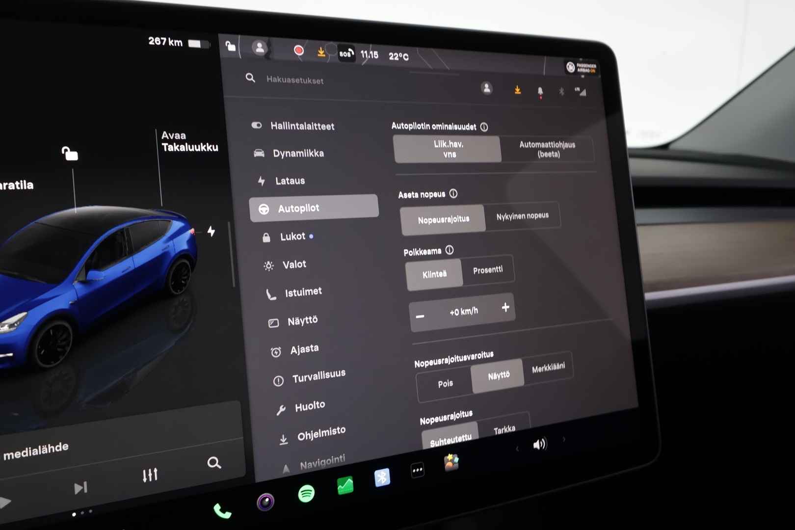 TESLA Model Y 2023