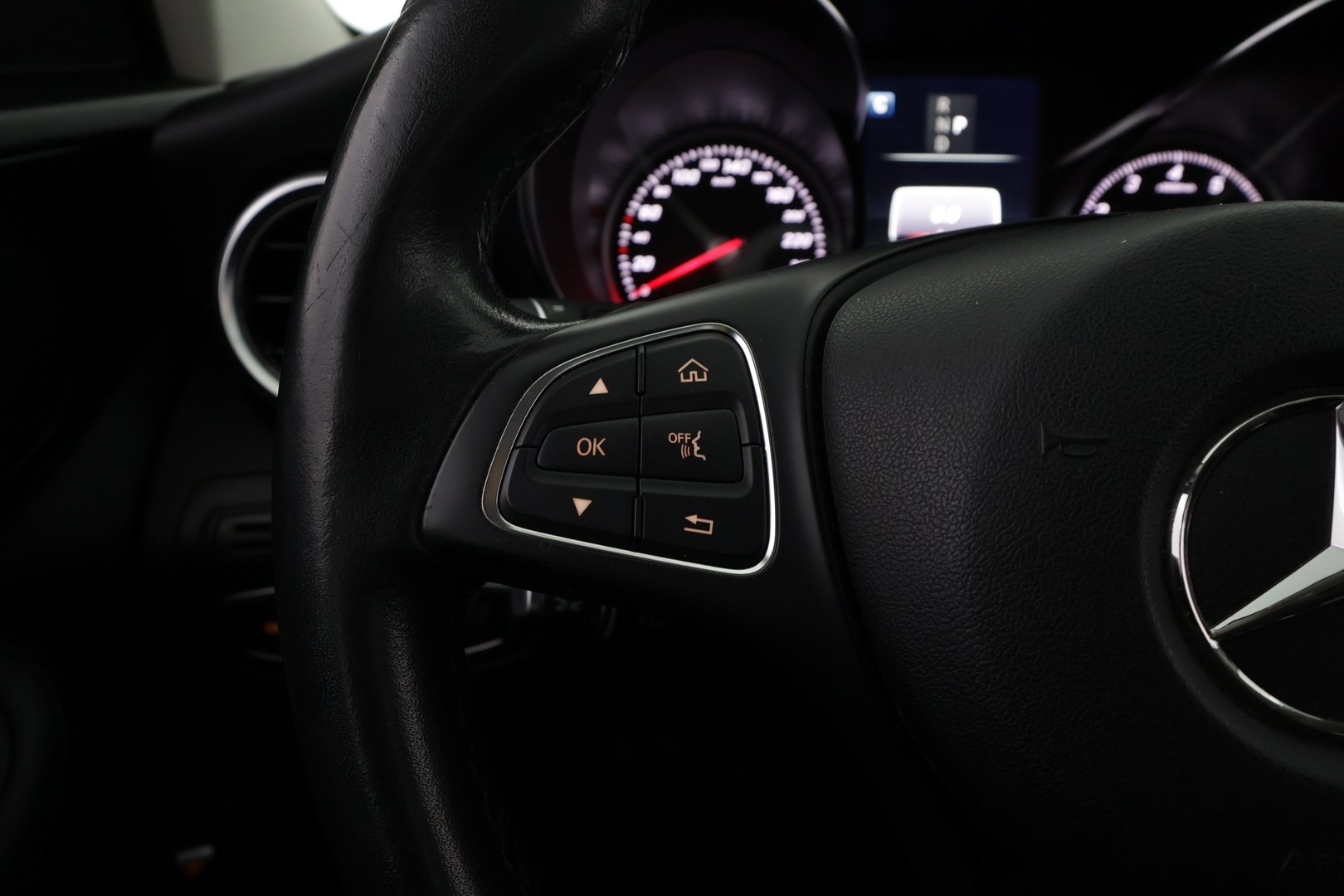 MERCEDES-BENZ C 2018