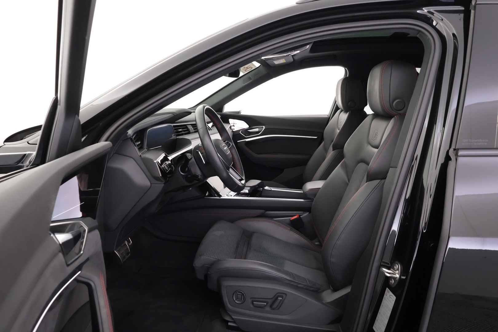 AUDI Q8 e-tron 2024