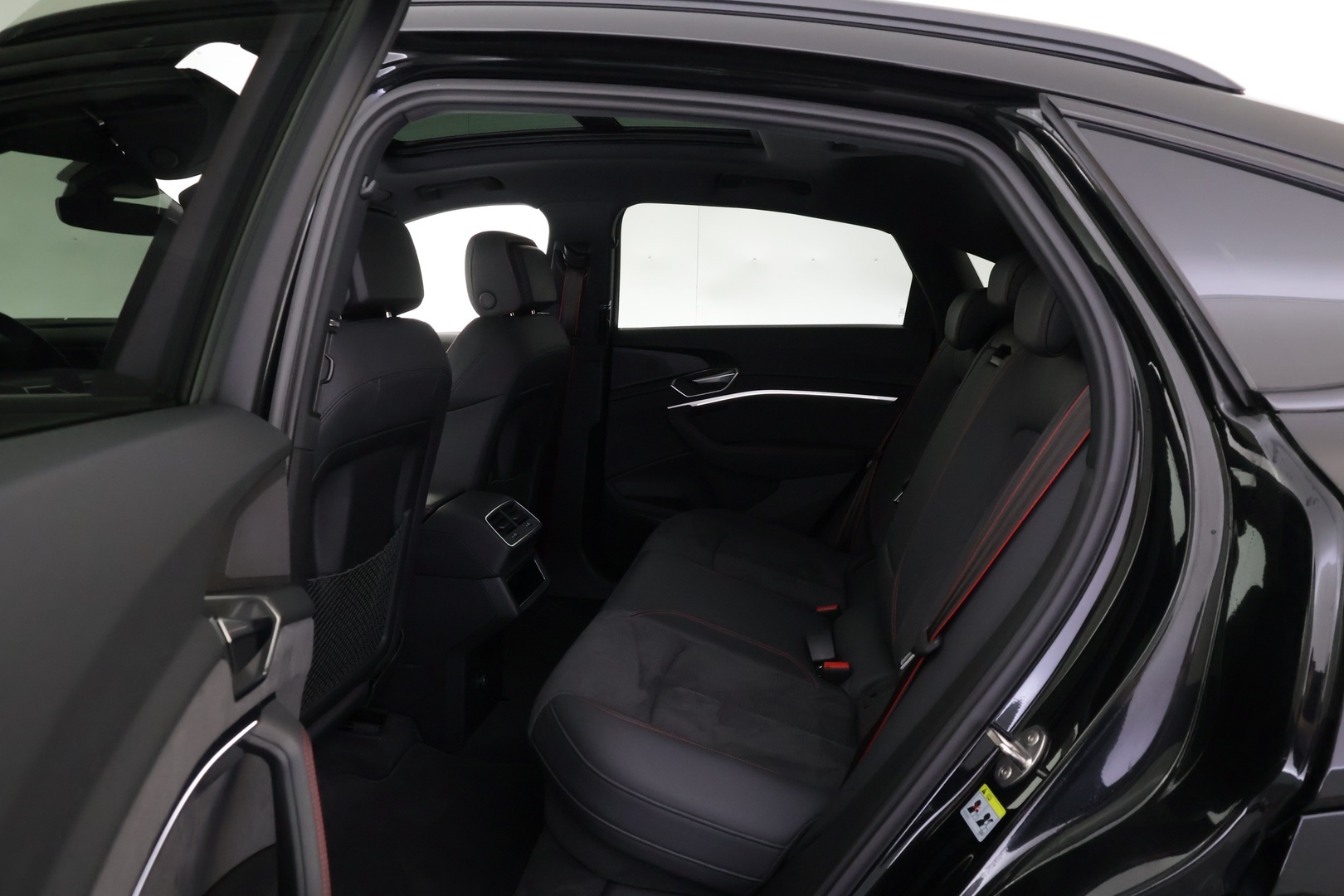 AUDI Q8 e-tron 2024