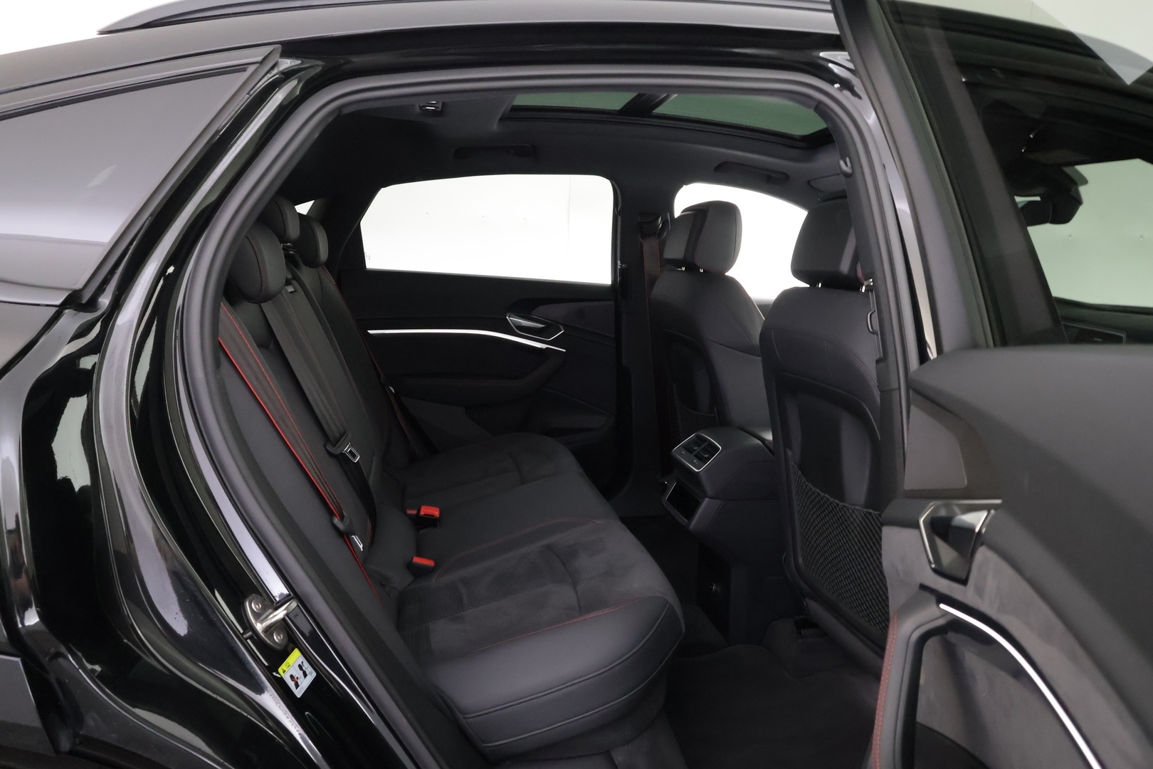 AUDI Q8 e-tron 2024