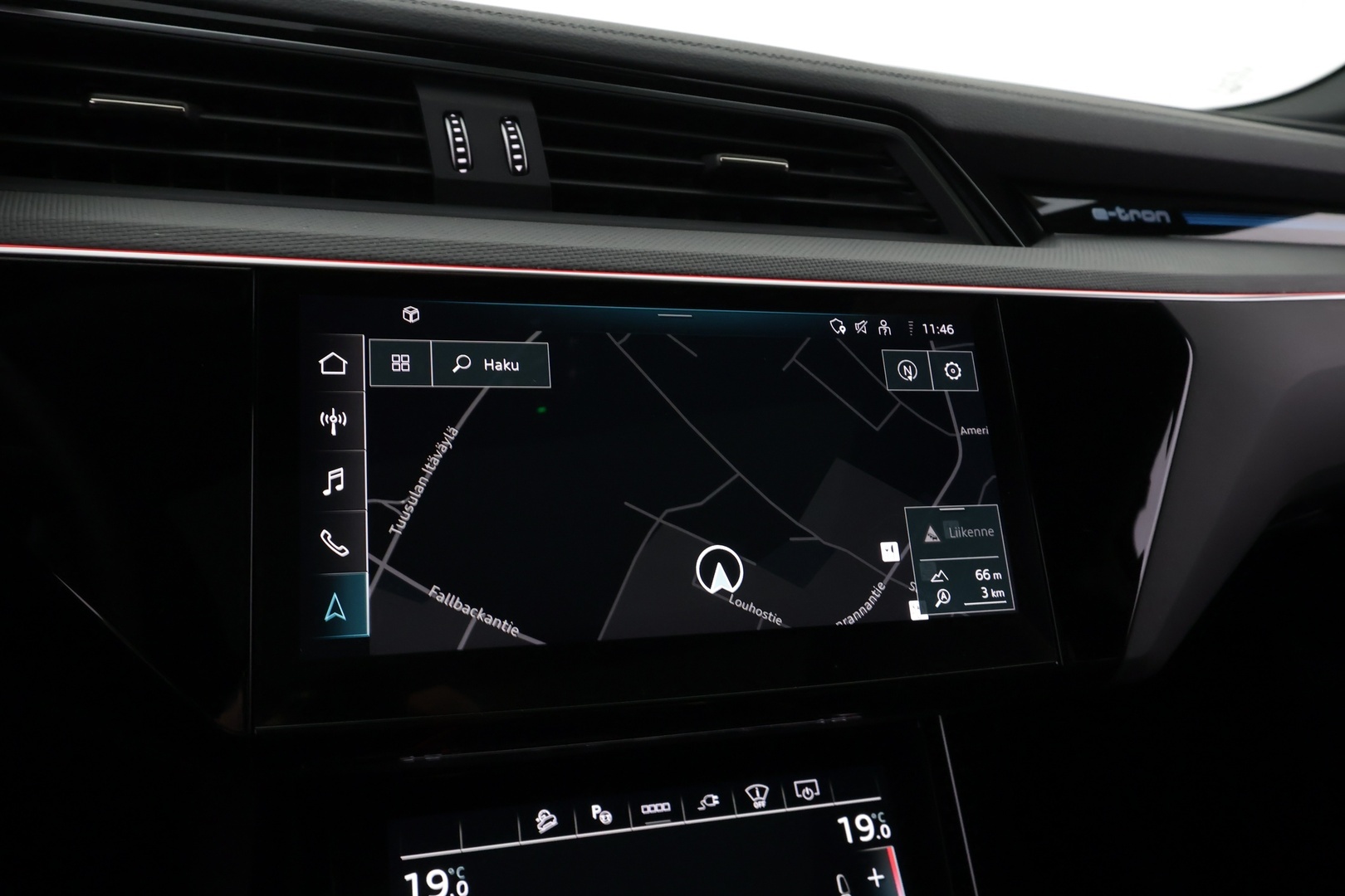 AUDI Q8 e-tron 2024
