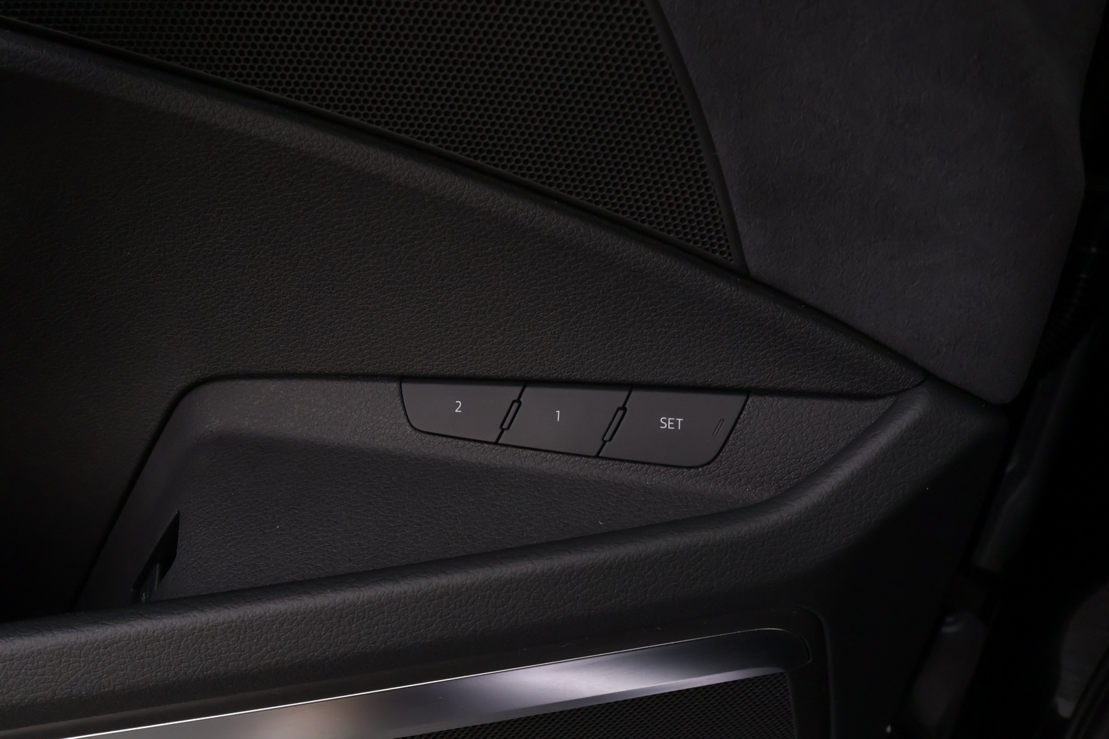 AUDI Q8 e-tron 2024