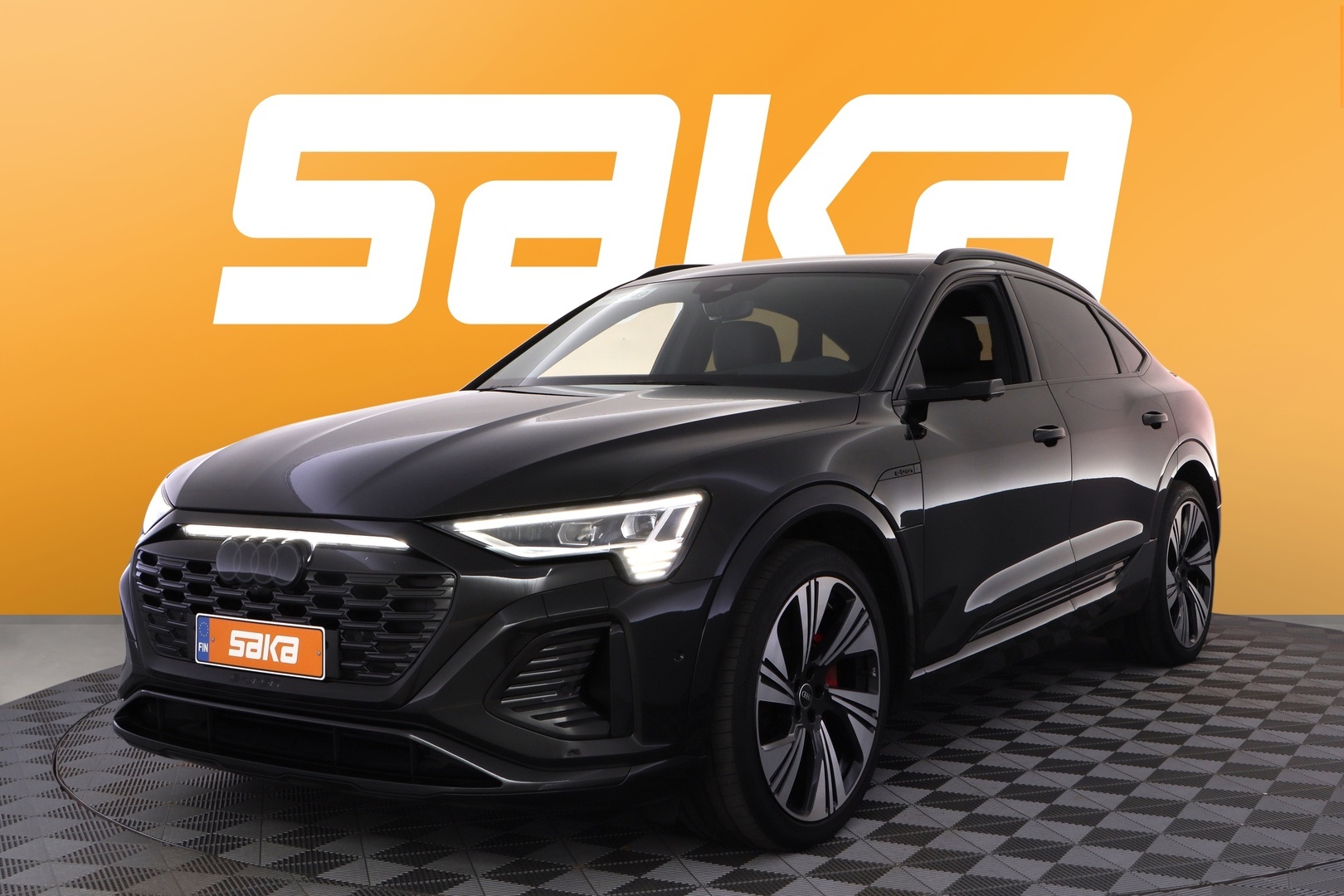 AUDI Q8 e-tron 2024
