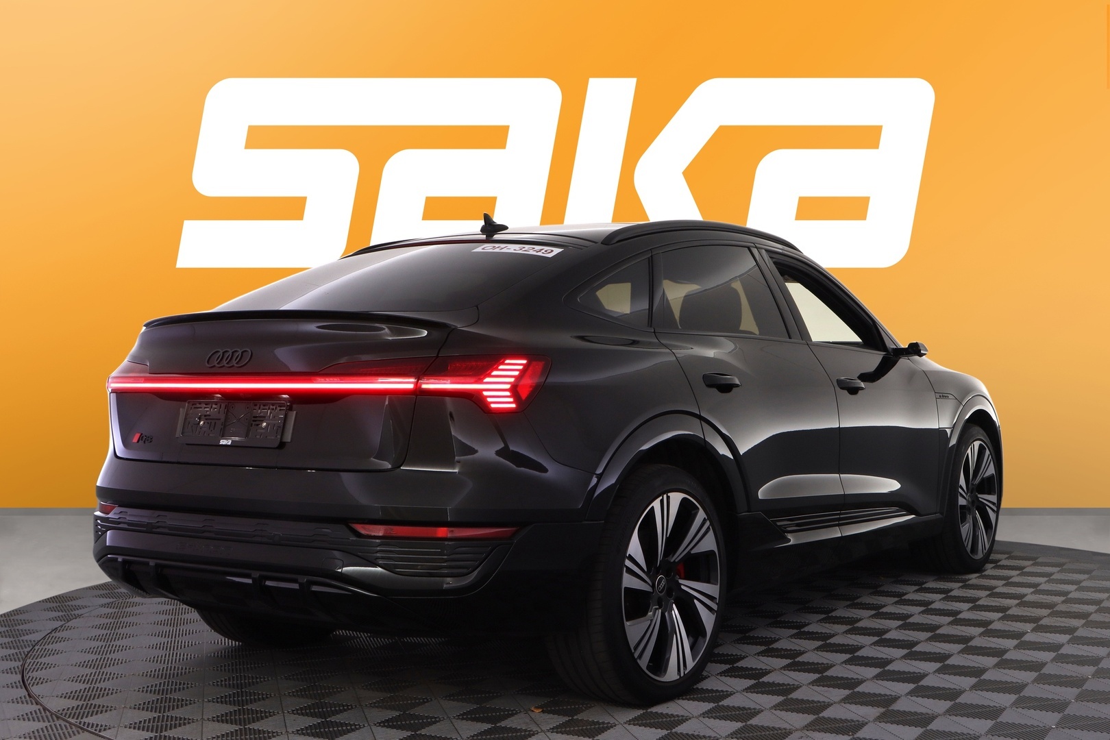 AUDI Q8 e-tron 2024
