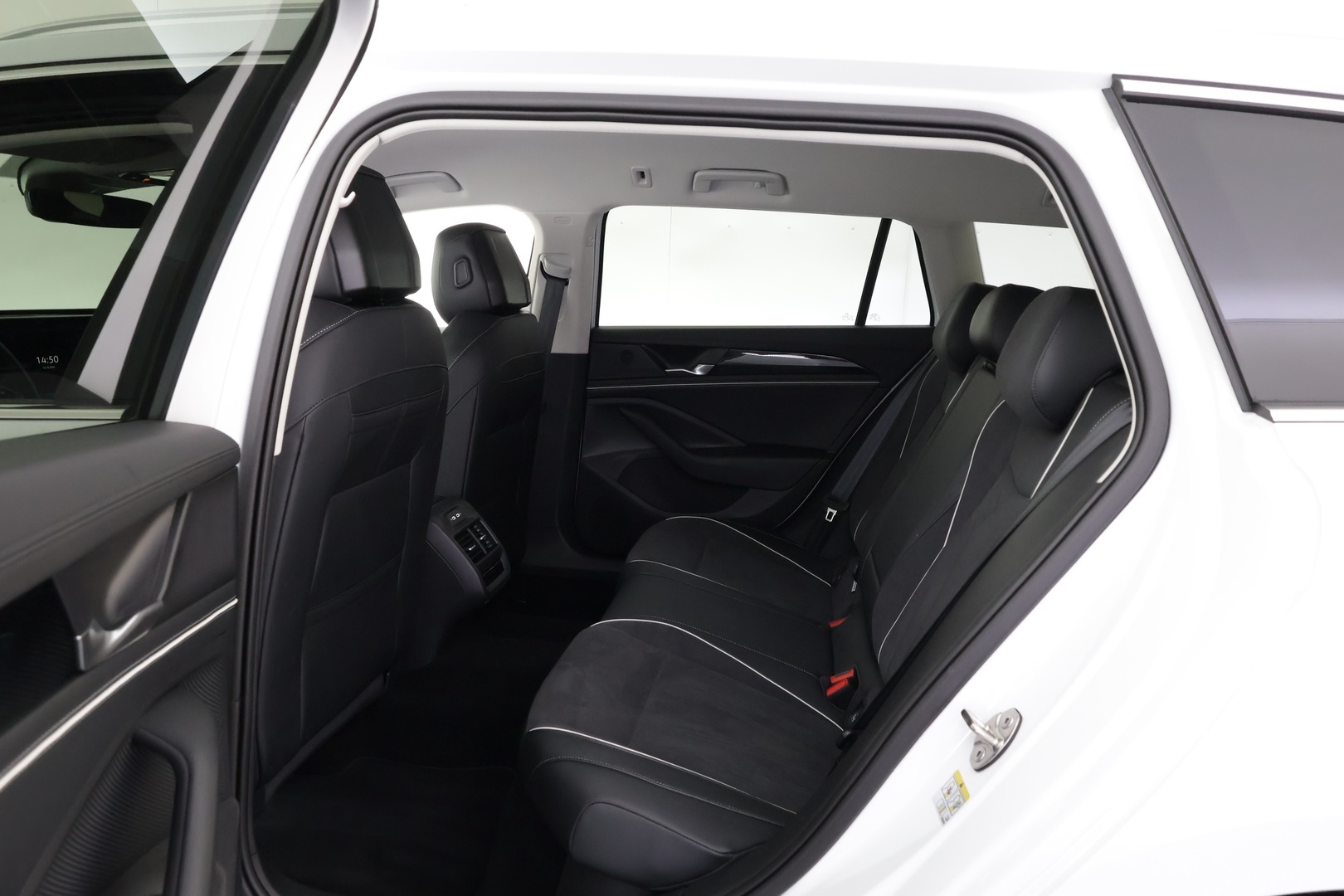 VOLKSWAGEN Passat 2026