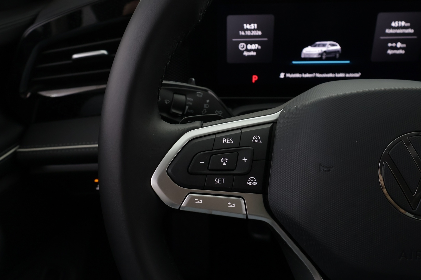 VOLKSWAGEN Passat 2026