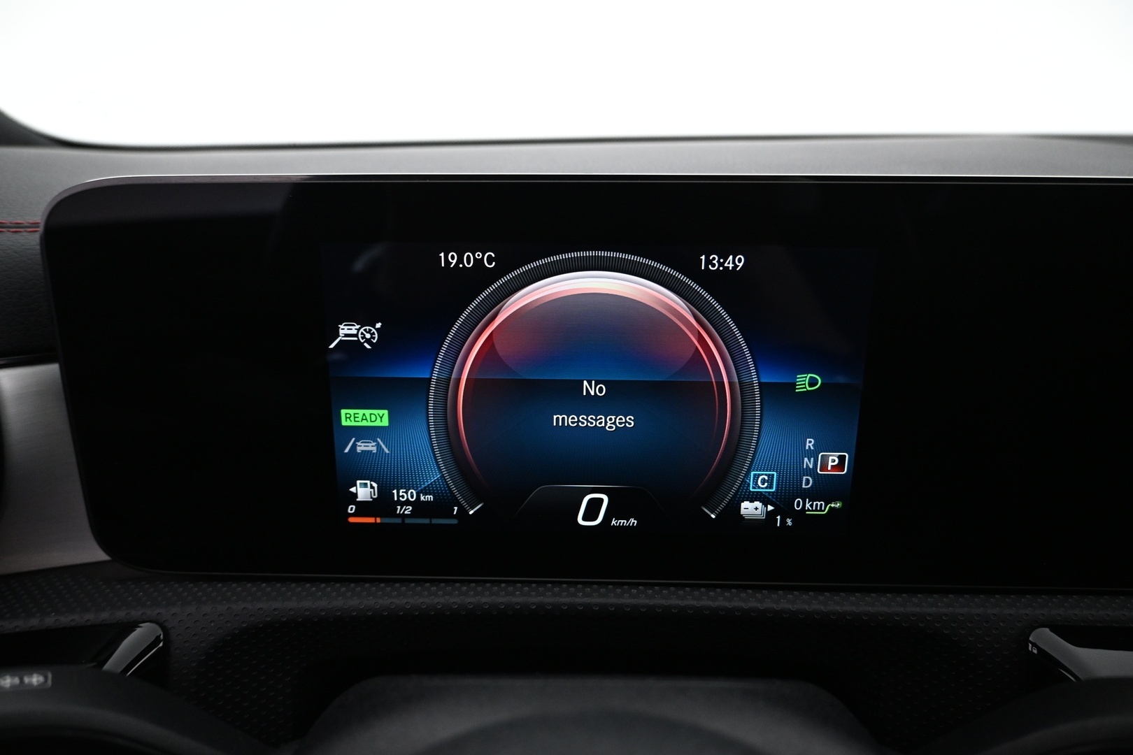 MERCEDES-BENZ CLA 2023