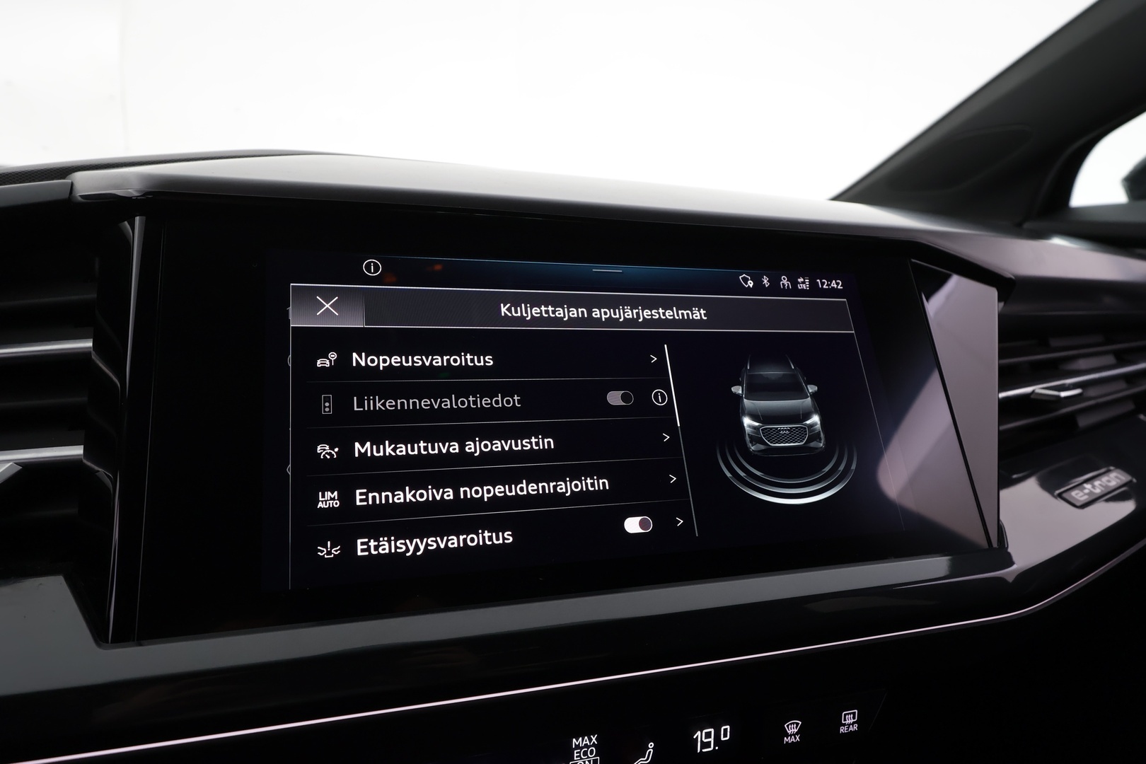 AUDI Q4 e-tron 2023