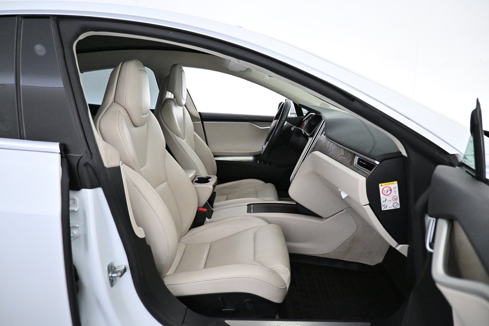 TESLA Model S 2018