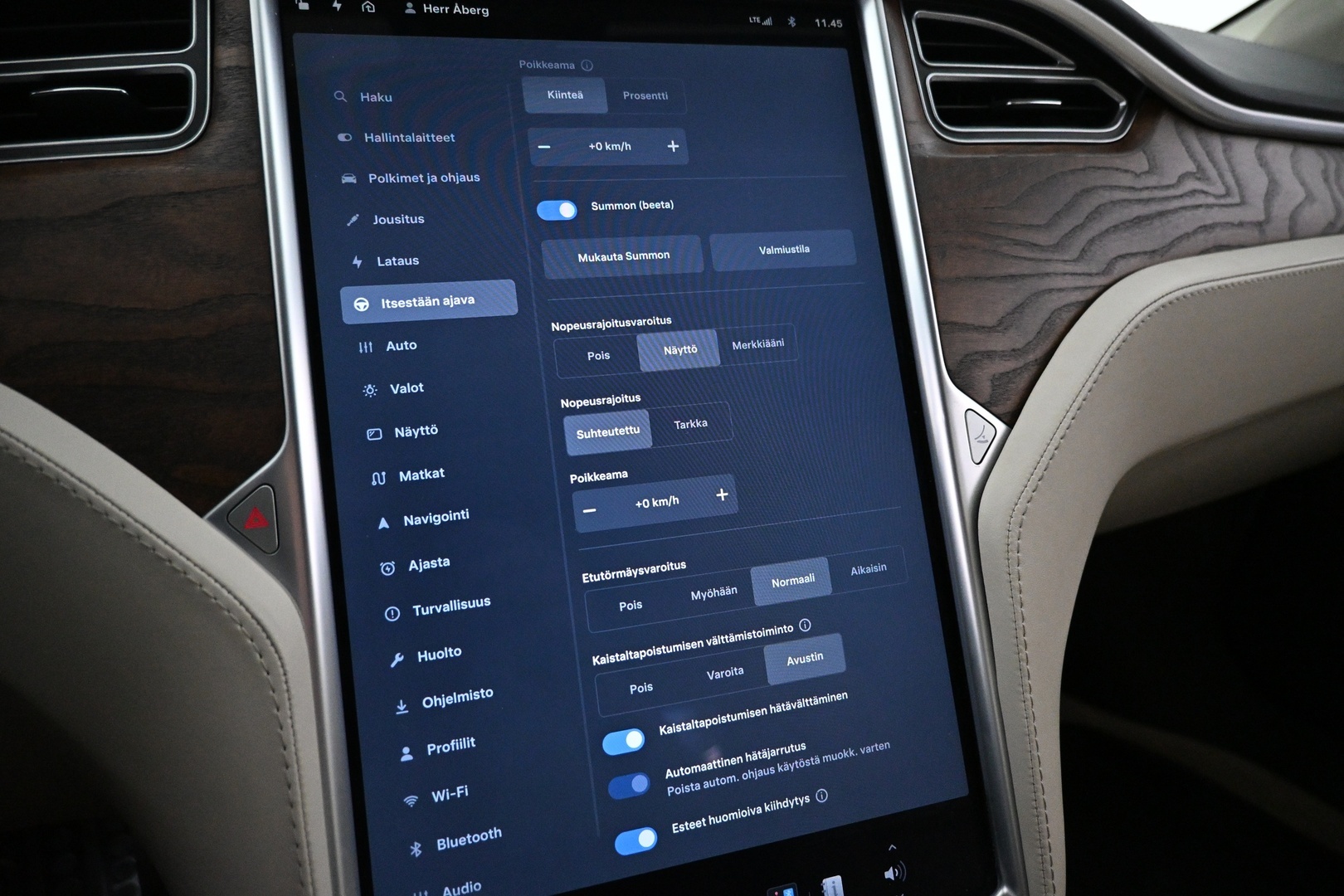 TESLA Model S 2018