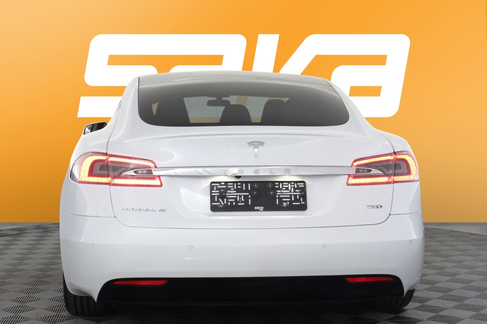 TESLA Model S 2018
