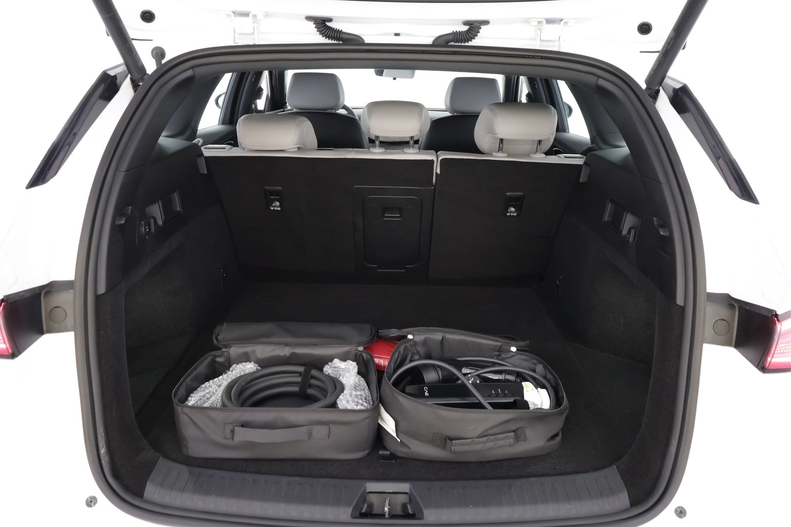 BYD Seal 6 DM-i 2025