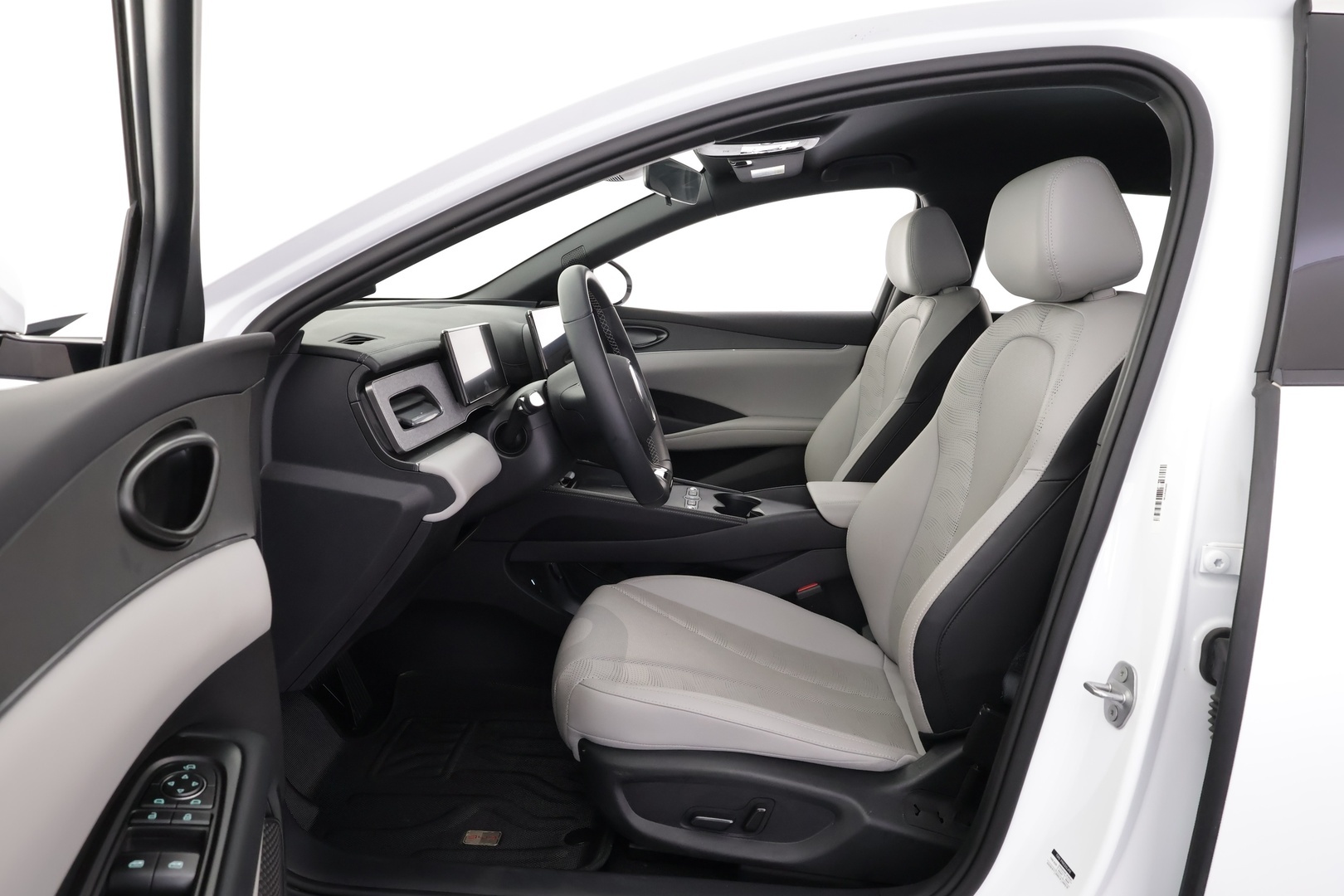 BYD Seal 6 DM-i 2025