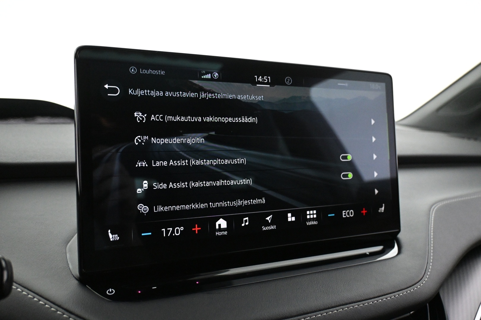 SKODA Enyaq 2023