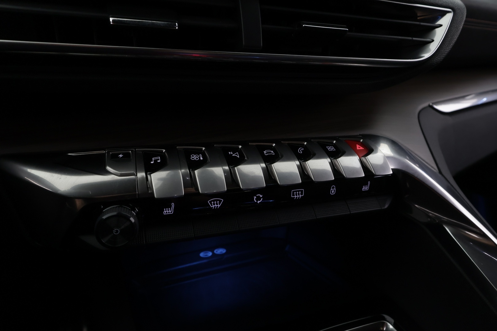 PEUGEOT 3008 2021